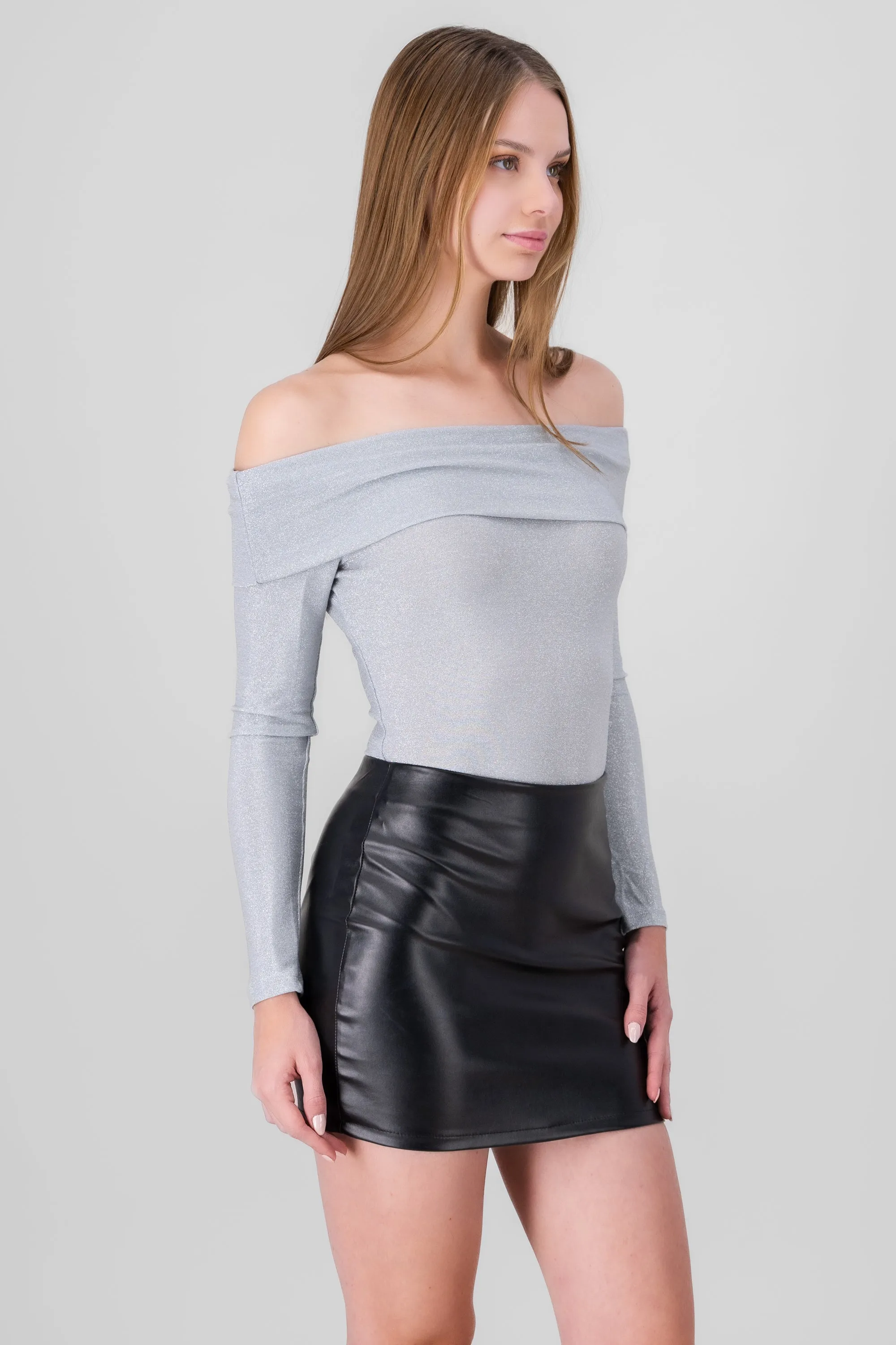 Bodysuit sin hombros tela brillos sold by Shasa product image thumbnail 3