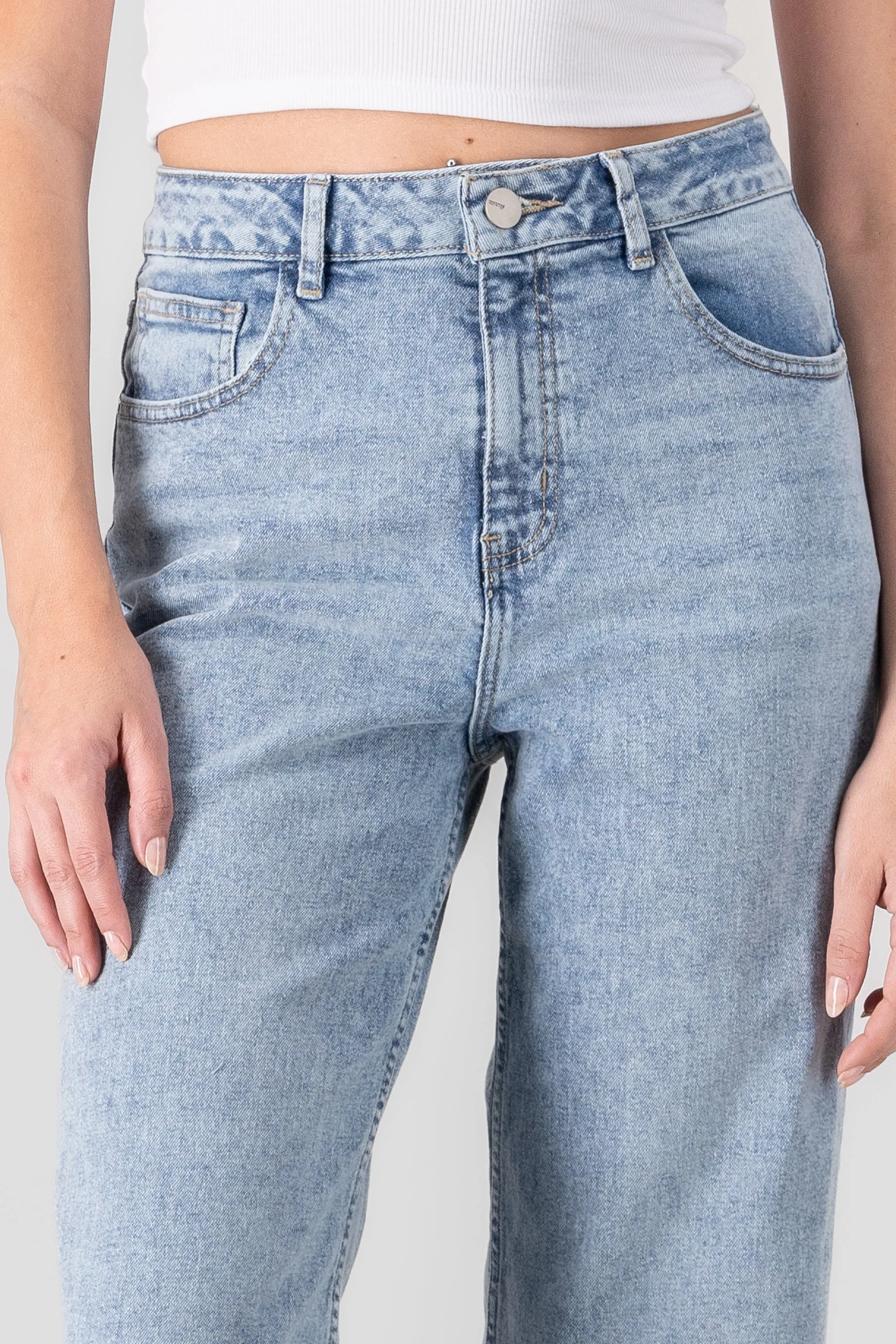 Jeans wide leg cintura media sold by Shasa product image thumbnail 5