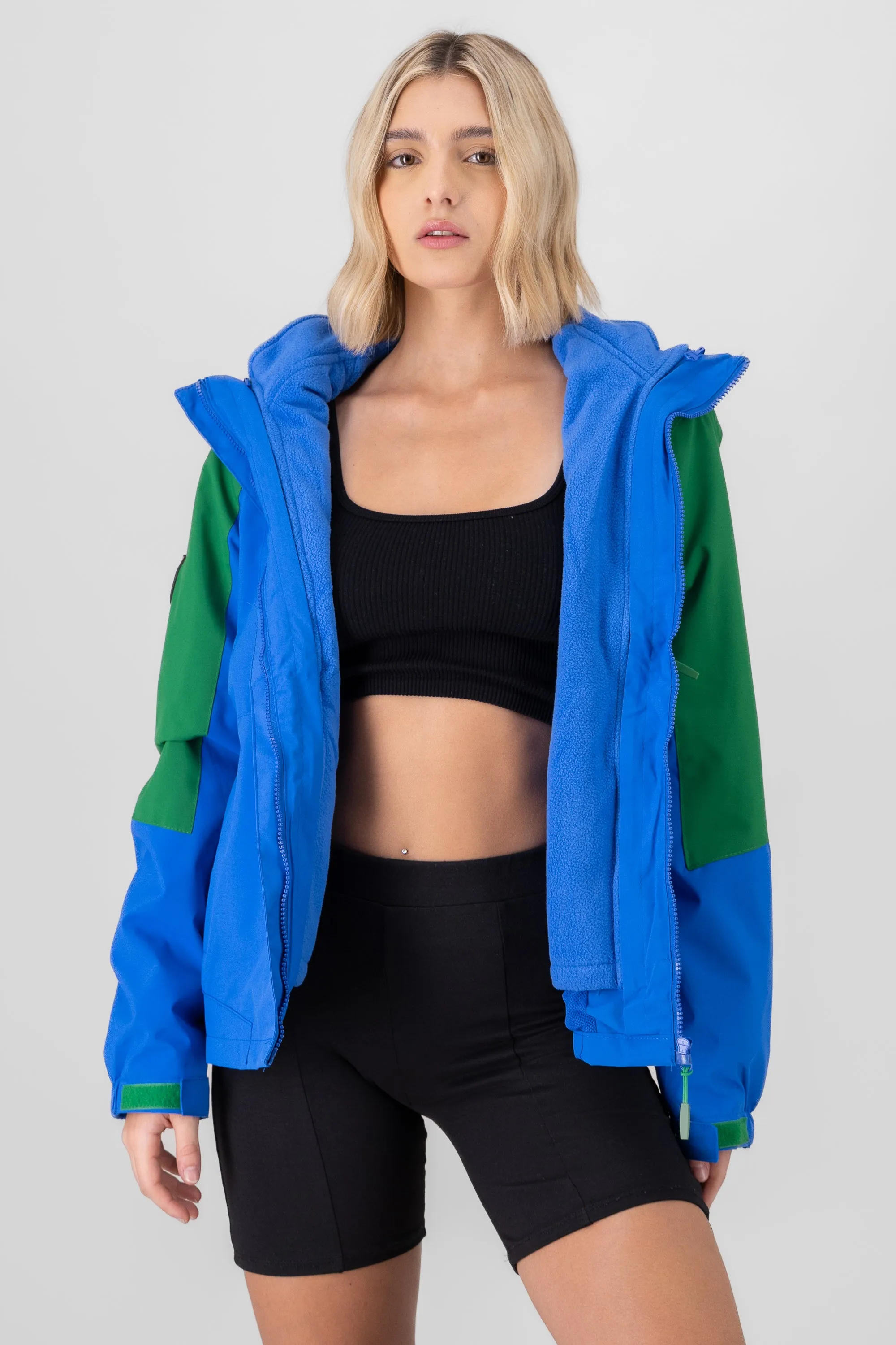 Chamarra doble contraste sold by Shasa