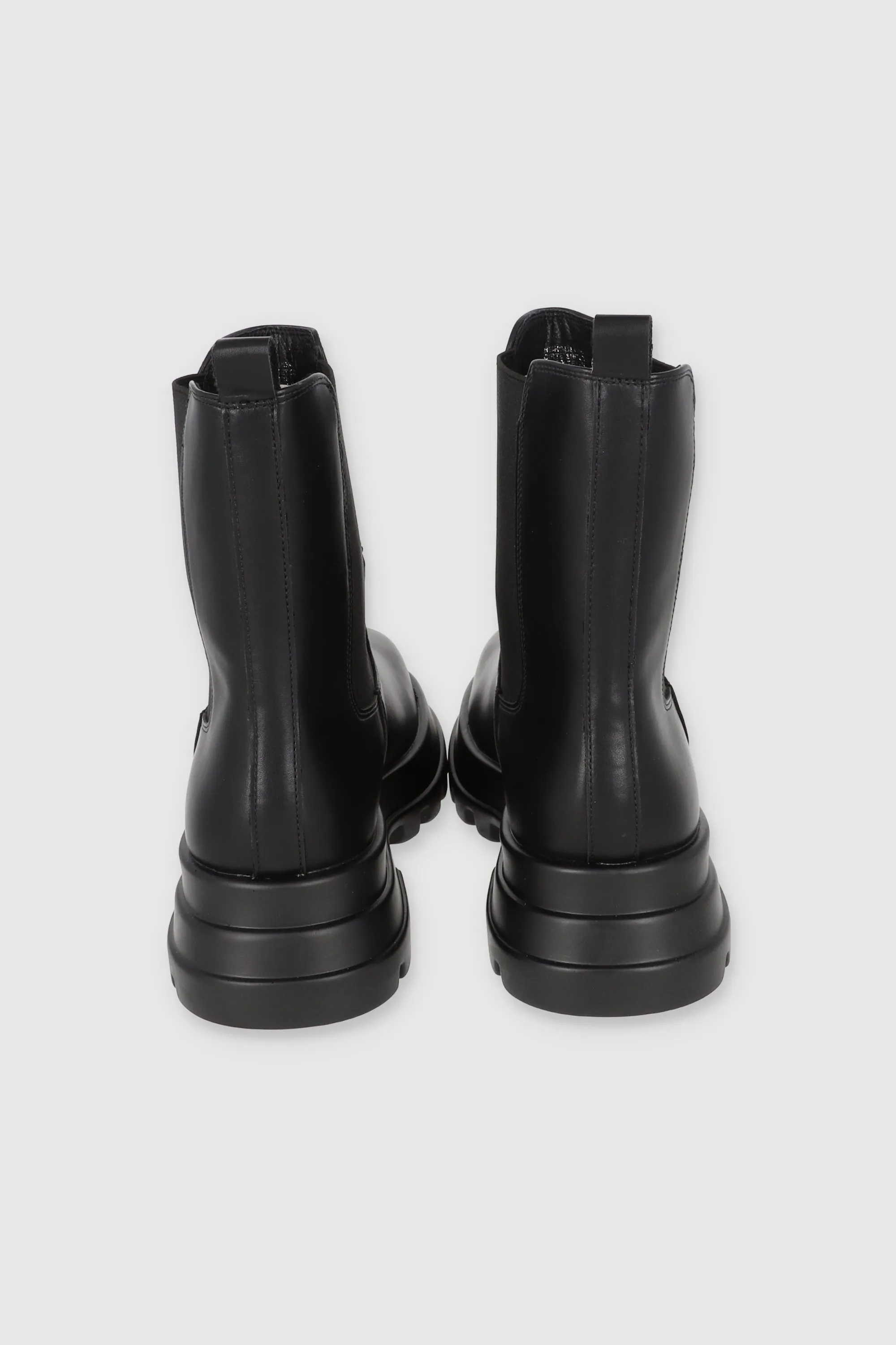 Botin chelsea bordes elasticos sold by Shasa product image thumbnail 5