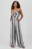 Jumpsuit rayas detalla escote sold by Shasa