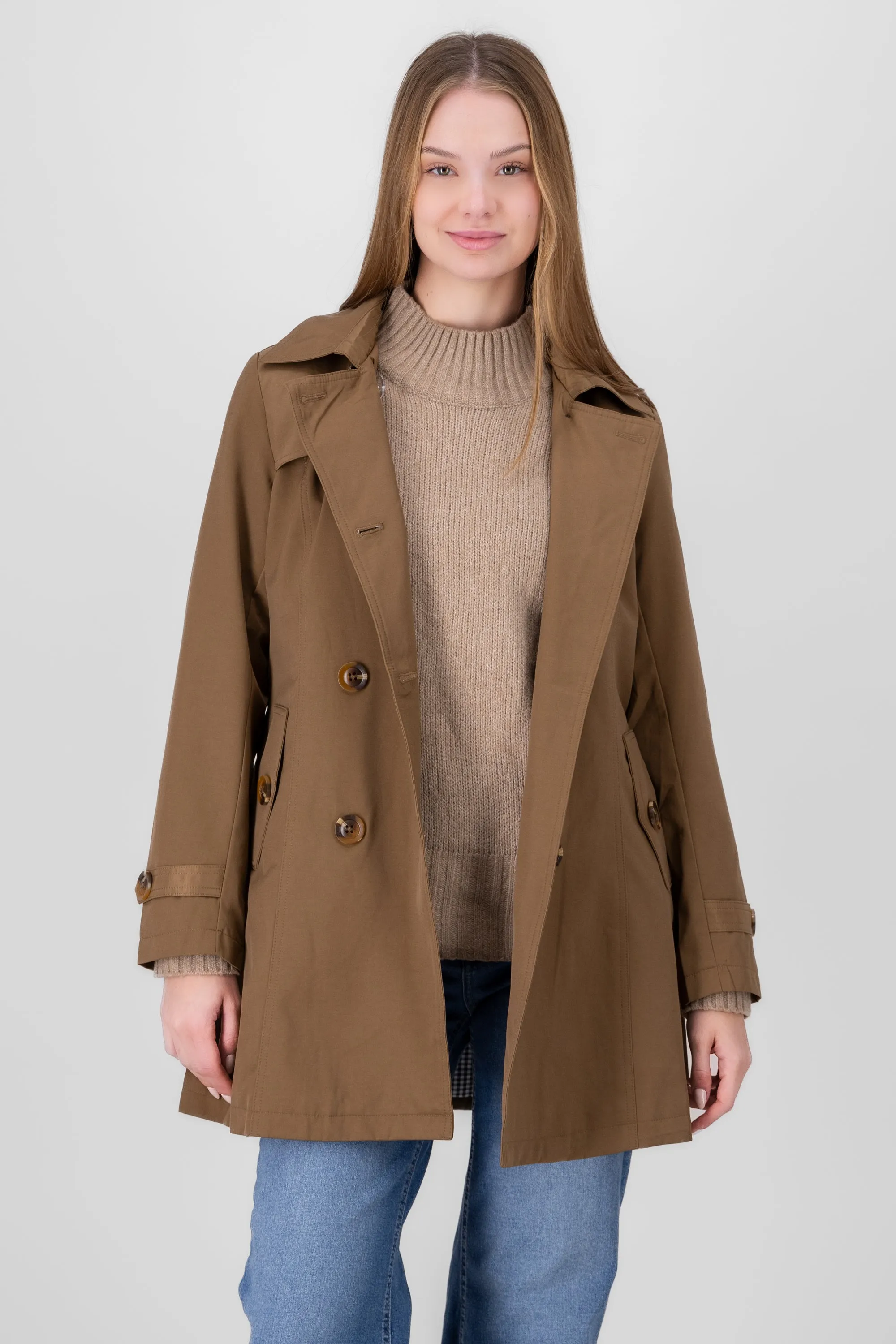 Gabardina gorro sold by Shasa