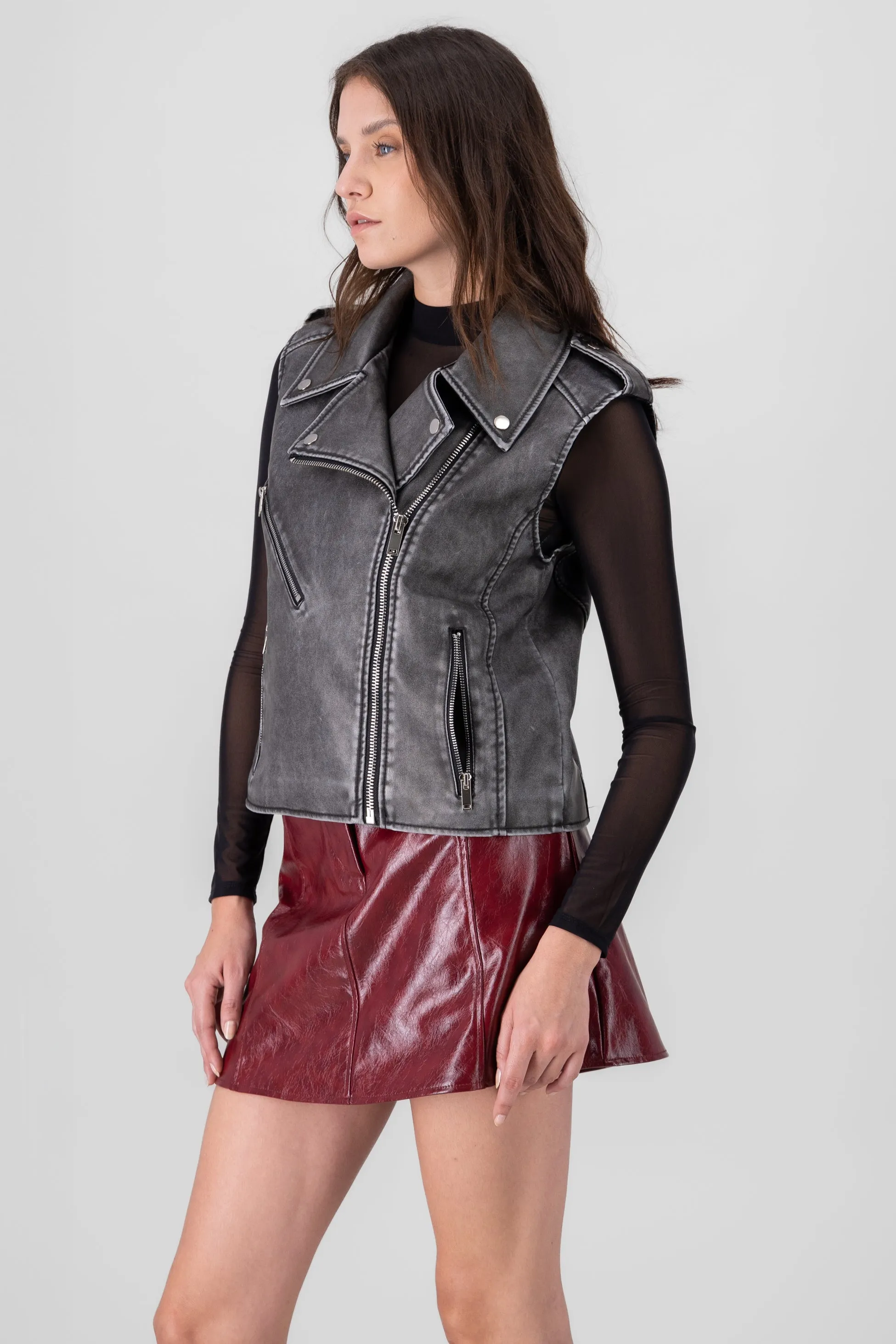 Chaleco deslavado PU sold by Shasa product image thumbnail 3