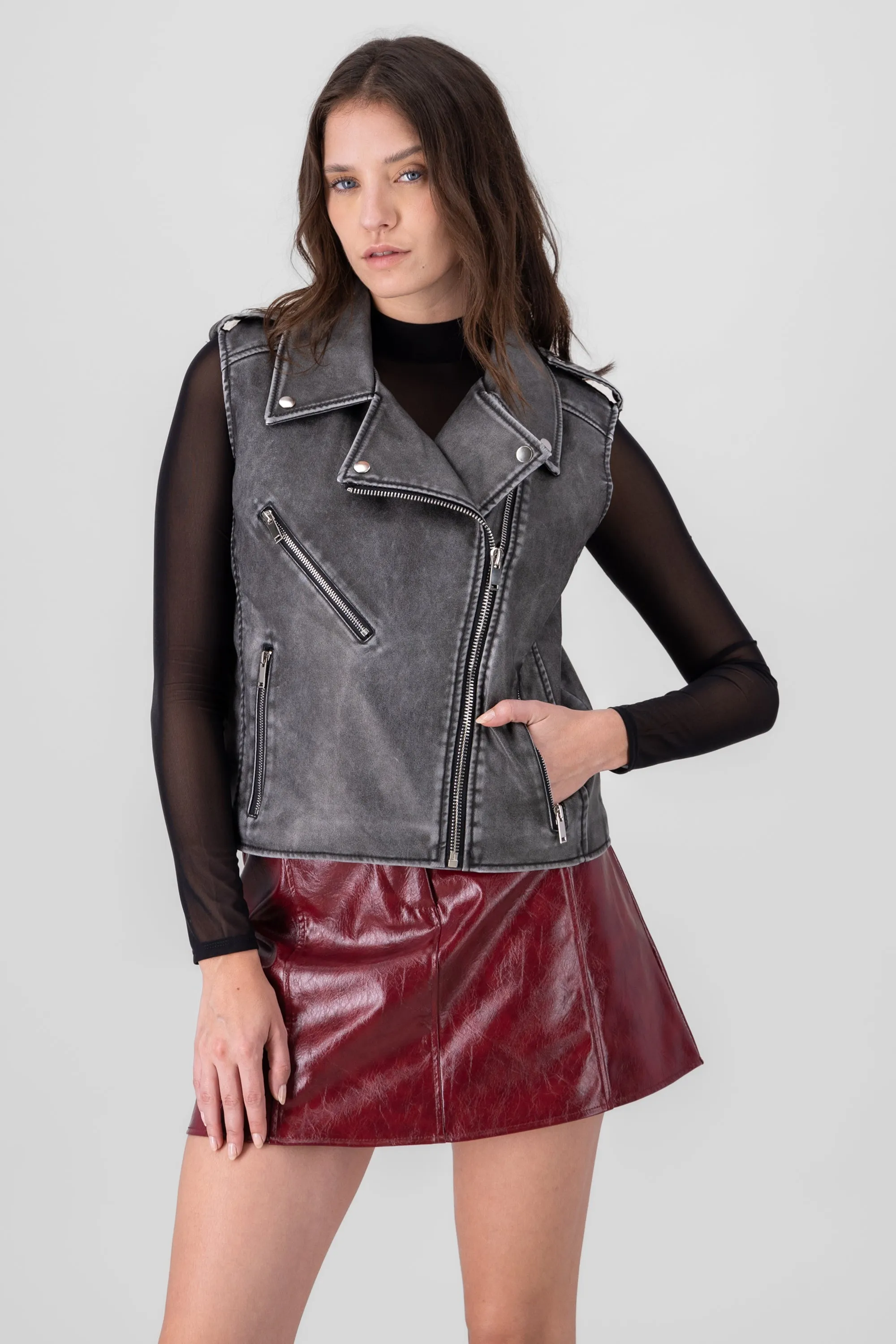 Chaleco deslavado PU sold by Shasa product image thumbnail 2