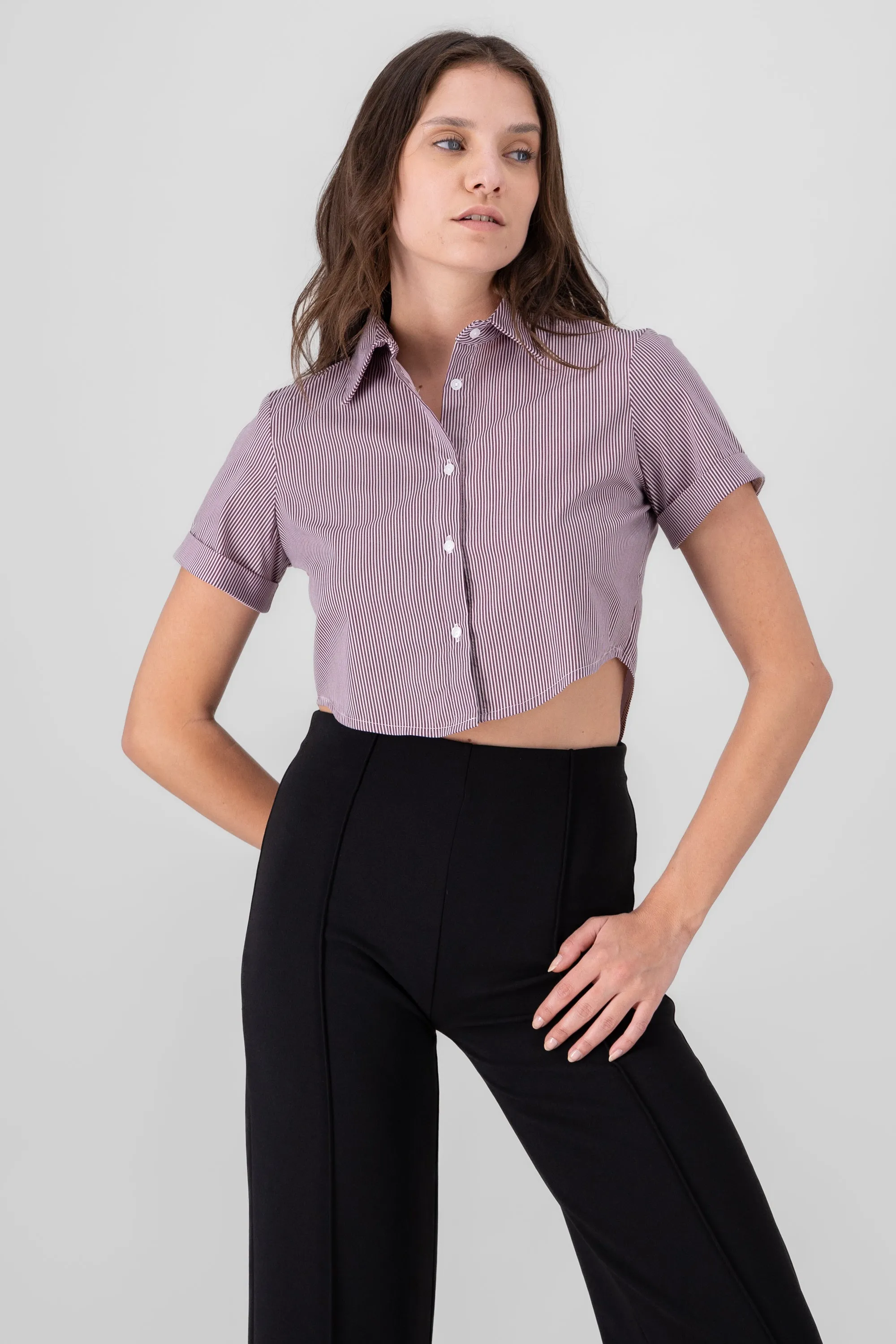 Camisa crop manga corta sold by Shasa product image thumbnail 2