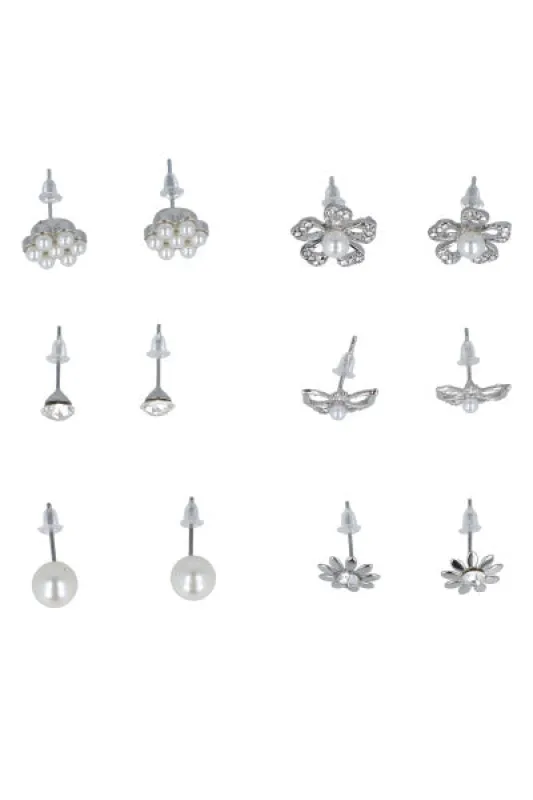 Set 6 aretes perlas mix sold by Shasa