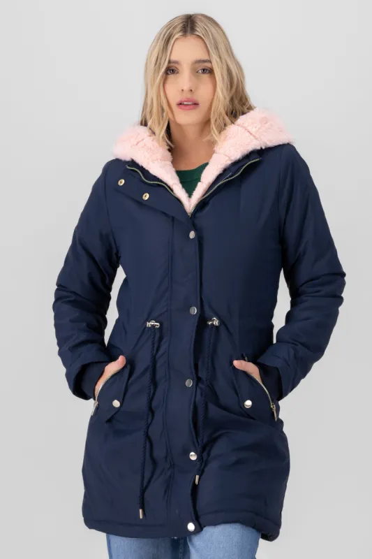 Chamarra puffer larga peluche sold by Shasa