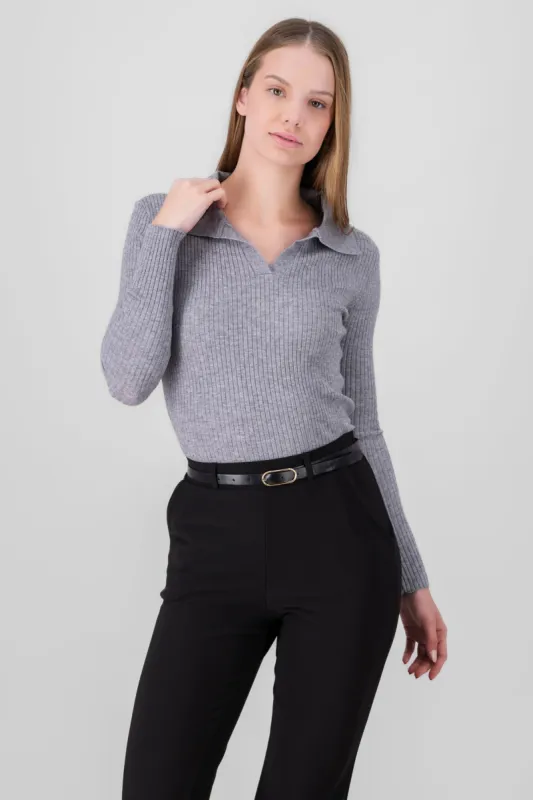 Sueter tejido acanalado cuello polo sold by Shasa