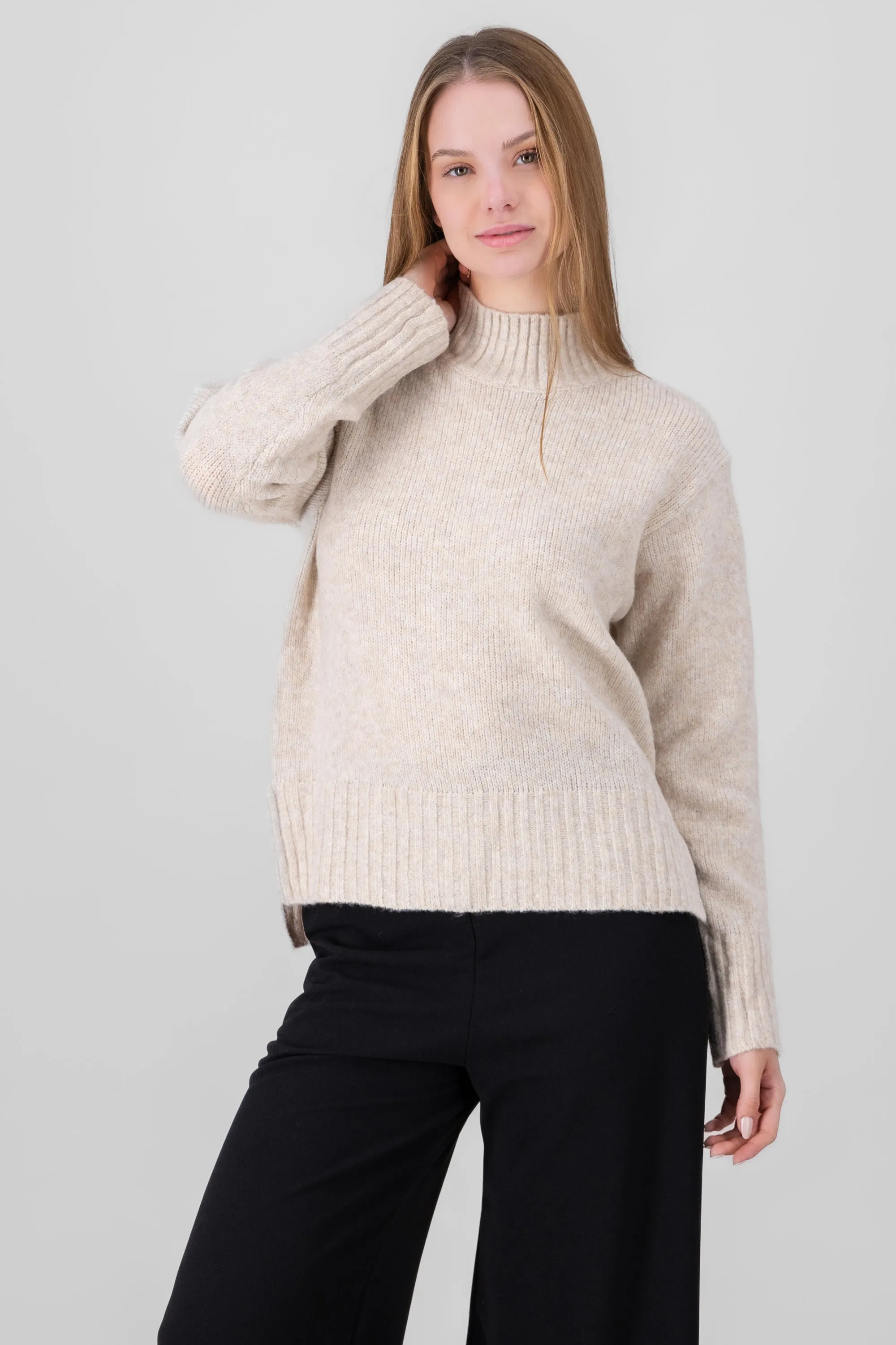 Sueter manga larga tejido cuello alto Hypsters sold by Shasa