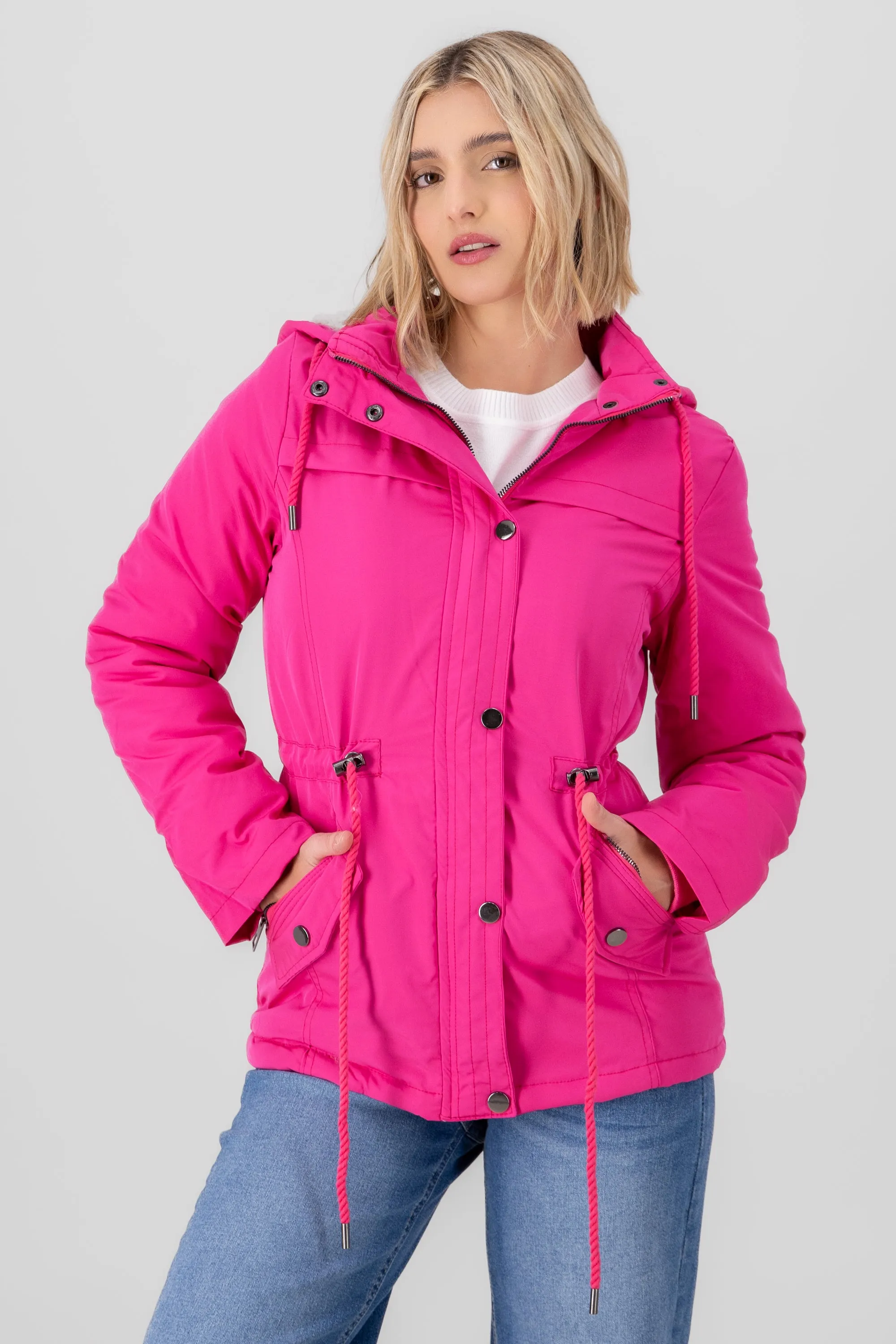 GABARDINA DETALLE BOTONES sold by Shasa