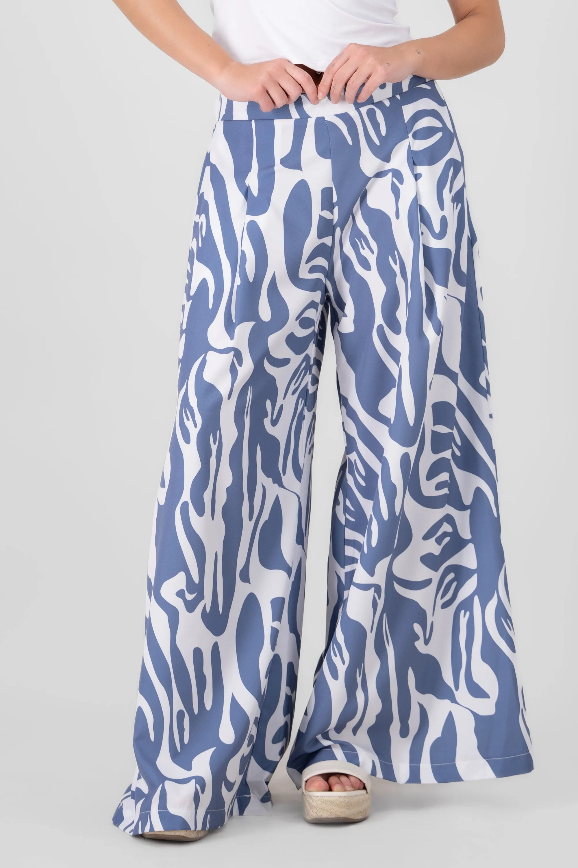 Pantalón super wide leg estampado sold by Shasa product image thumbnail 2