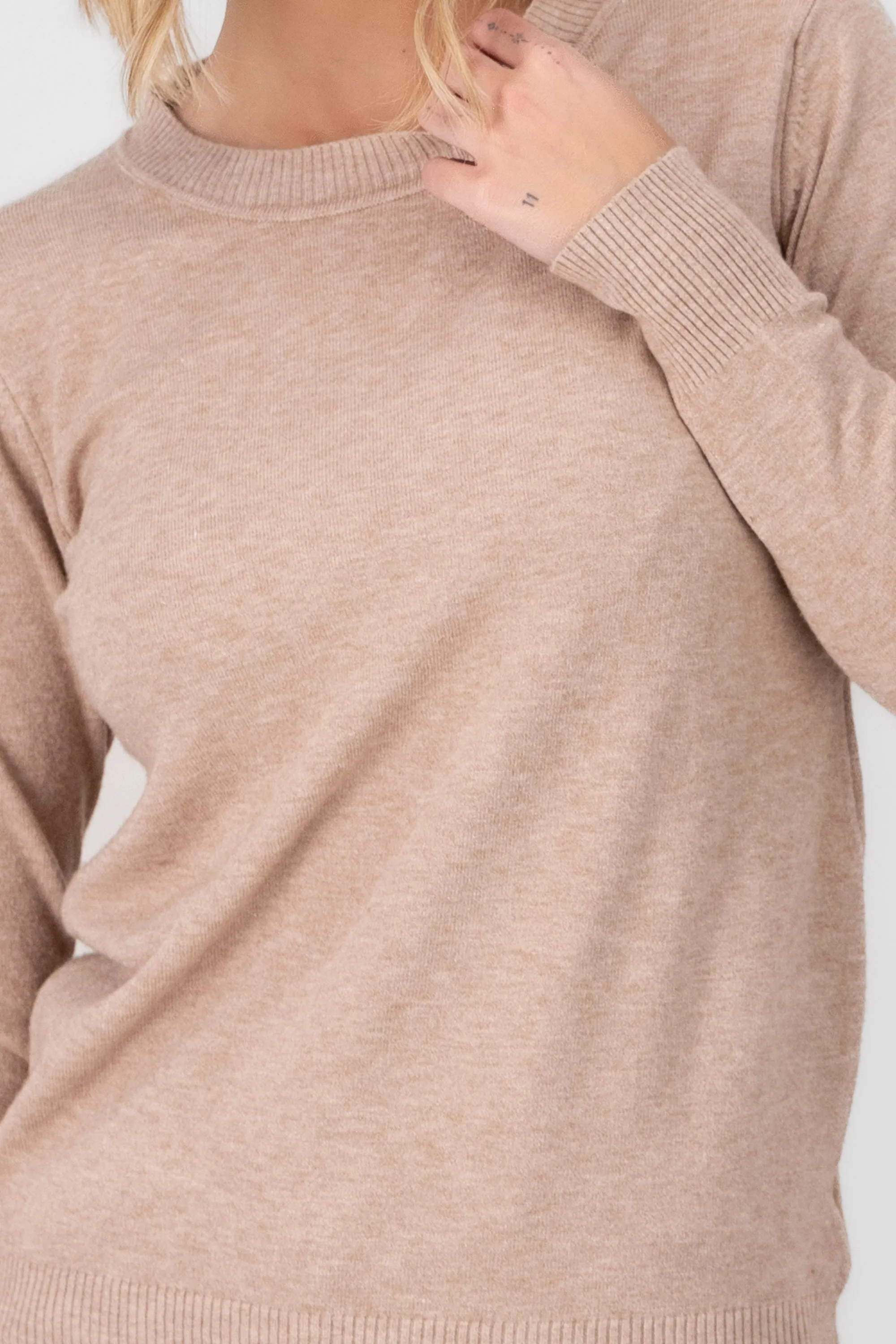 Sueter manga larga tejido cuello redondo sold by Shasa product image thumbnail 5