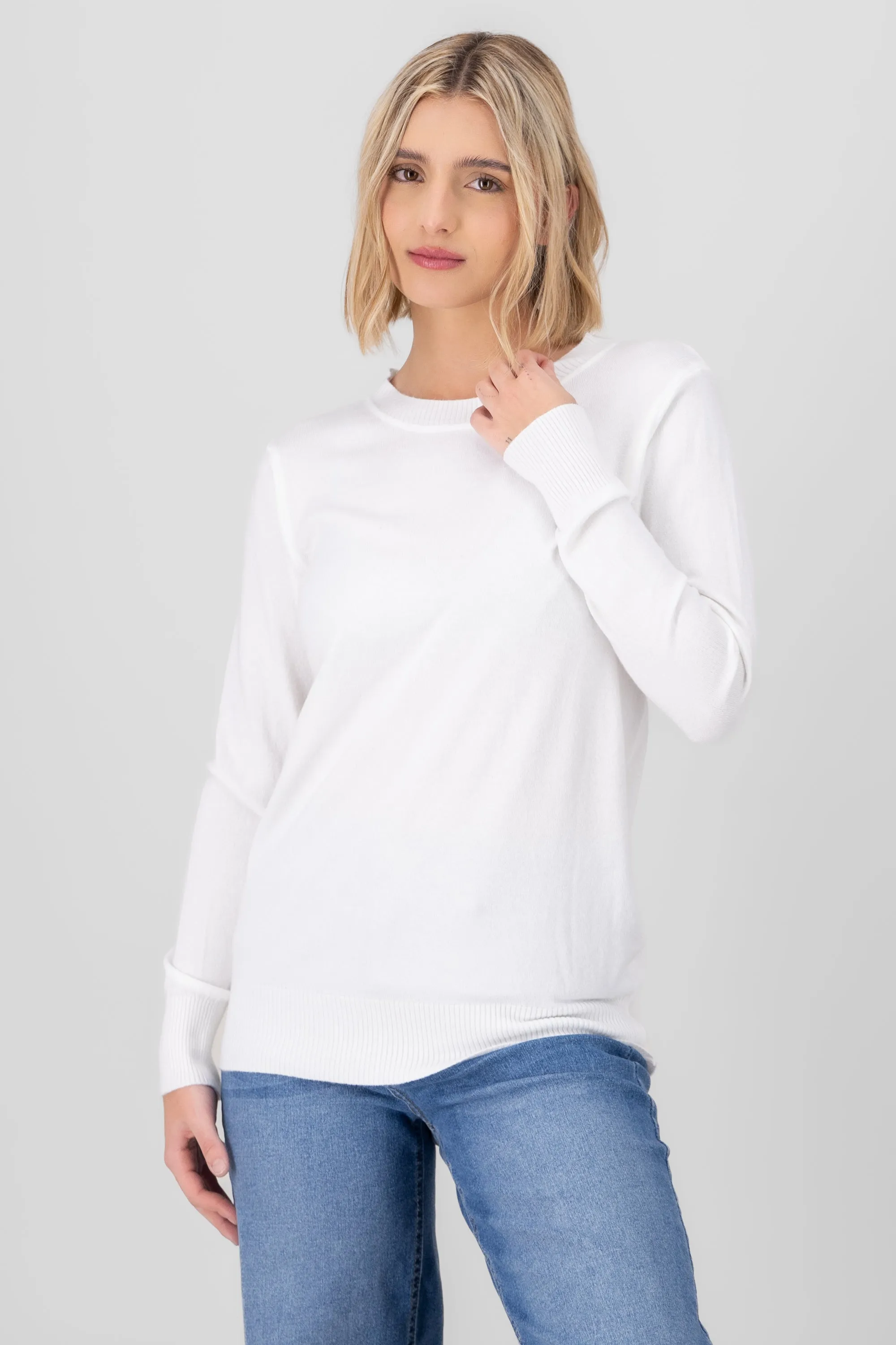 Sueter manga larga tejido cuello redondo sold by Shasa product image thumbnail 2