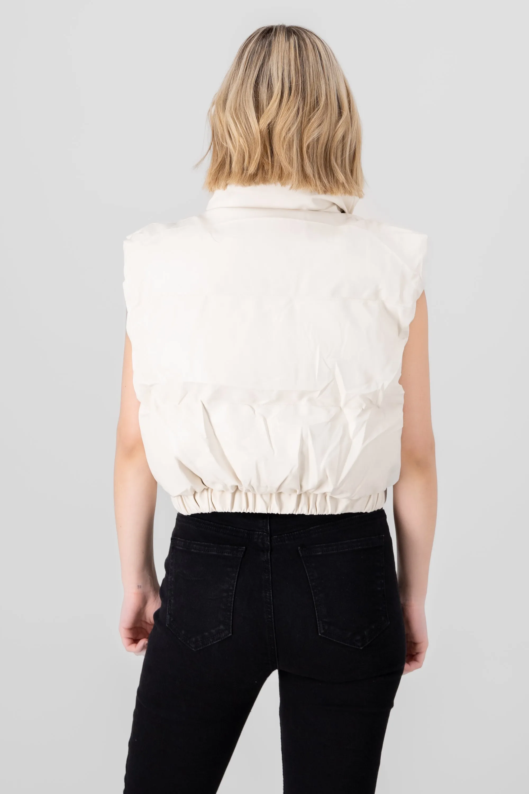 Chaleco corto tipo piel sold by Shasa product image thumbnail 4