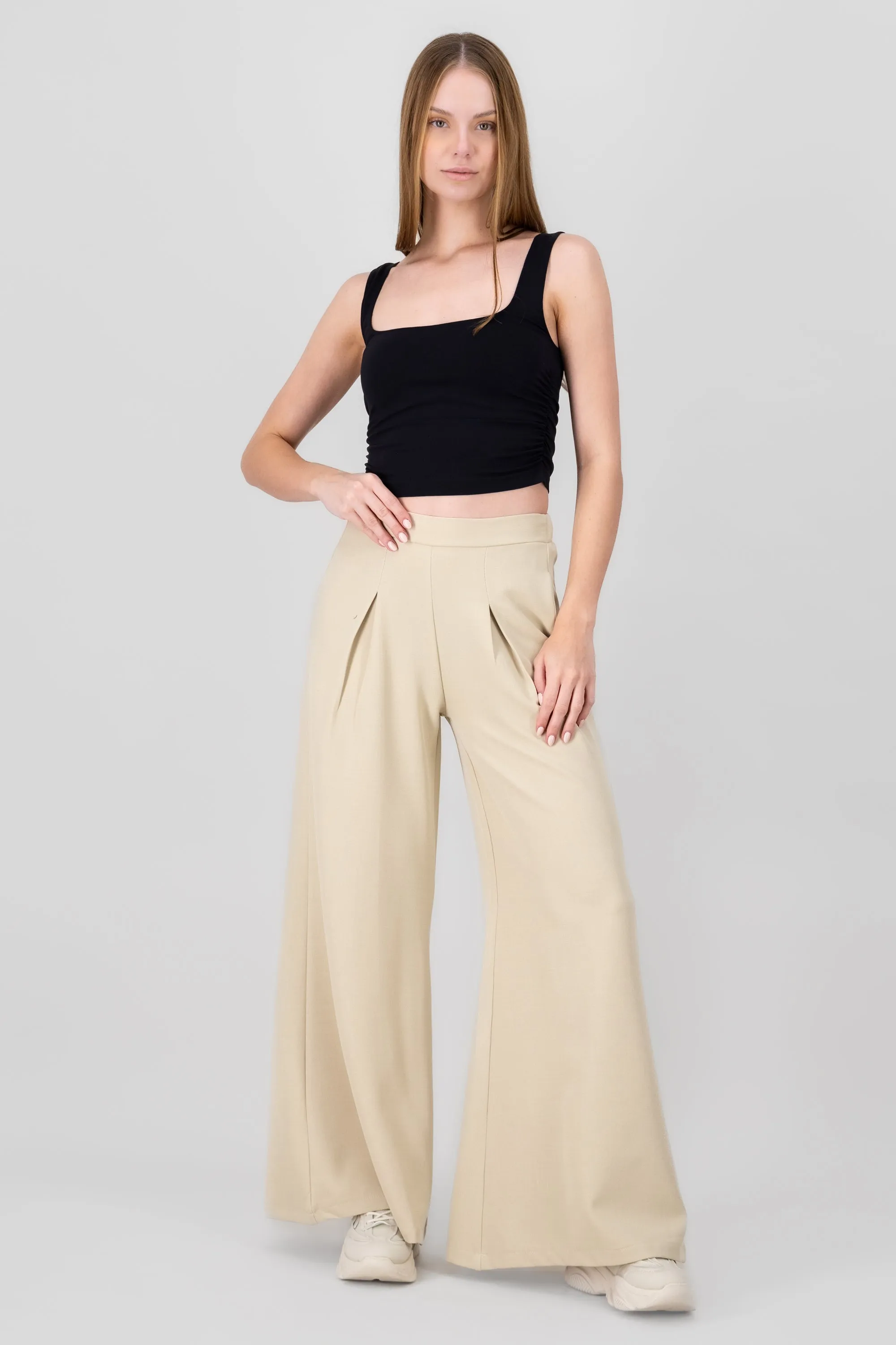 pantalon amplio liso sold by Shasa