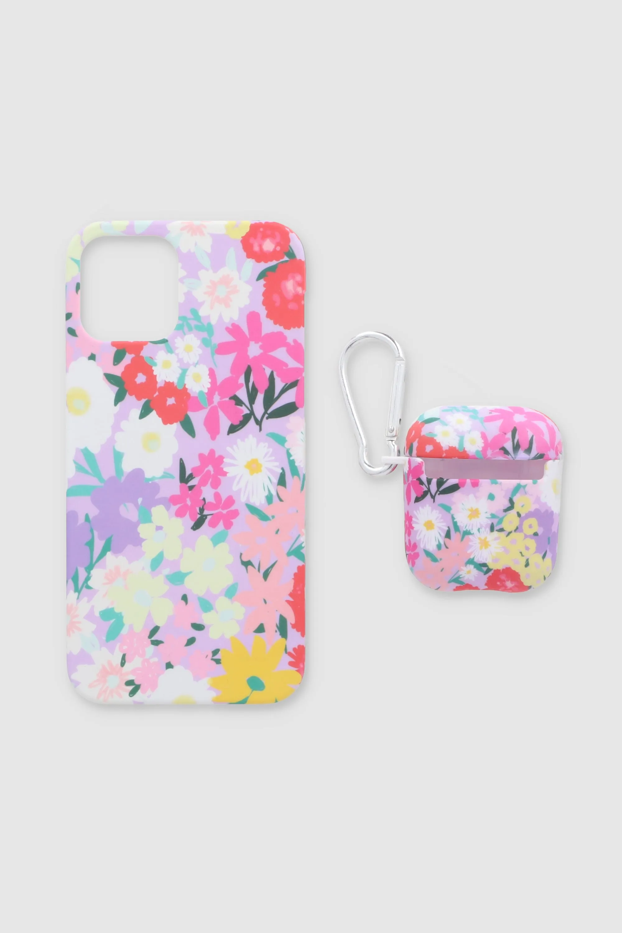 Set Funda Celular I12 Audífonos Inalámbricos sold by Shasa