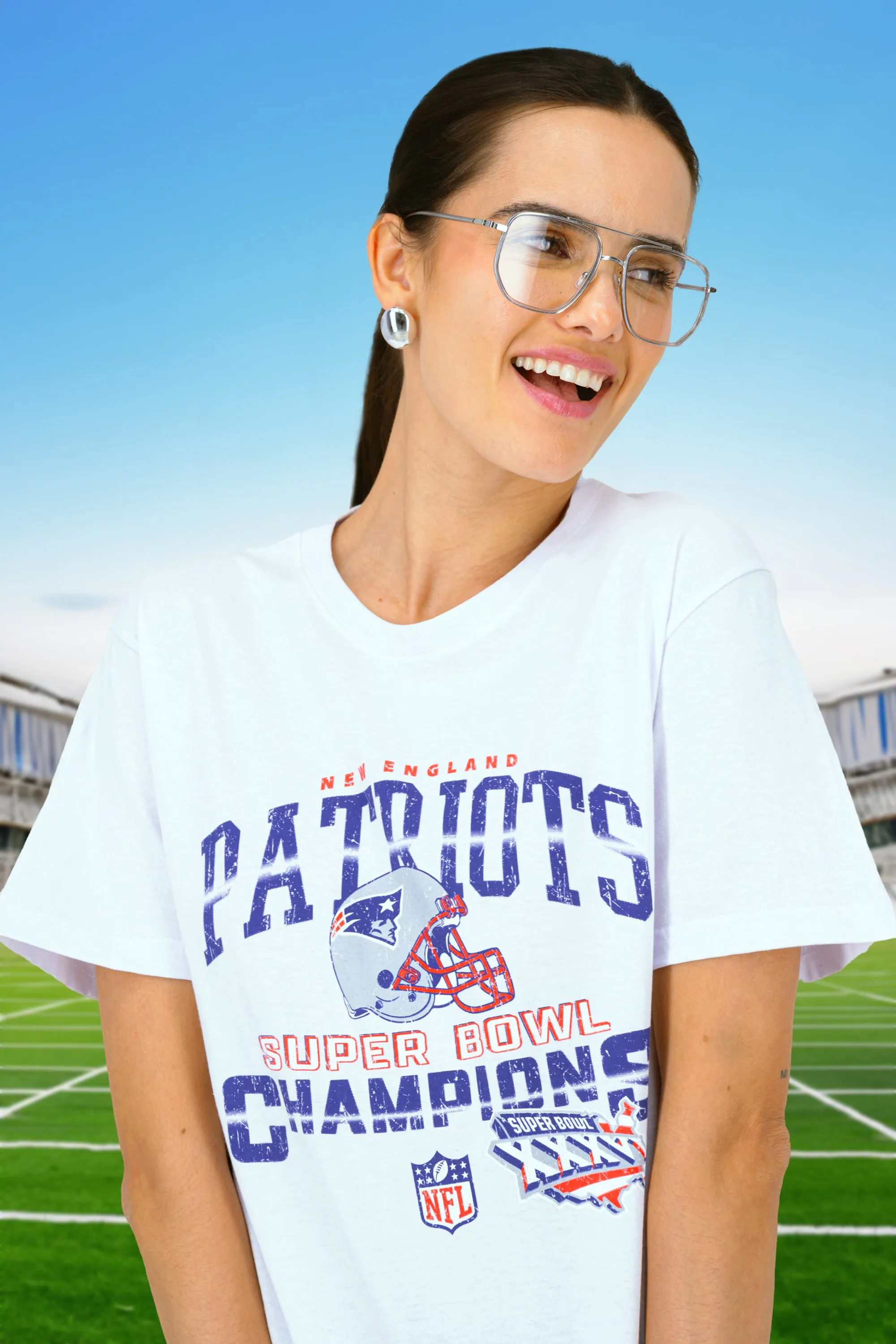 Playera Patriots Manga Corta Over sold by Shasa