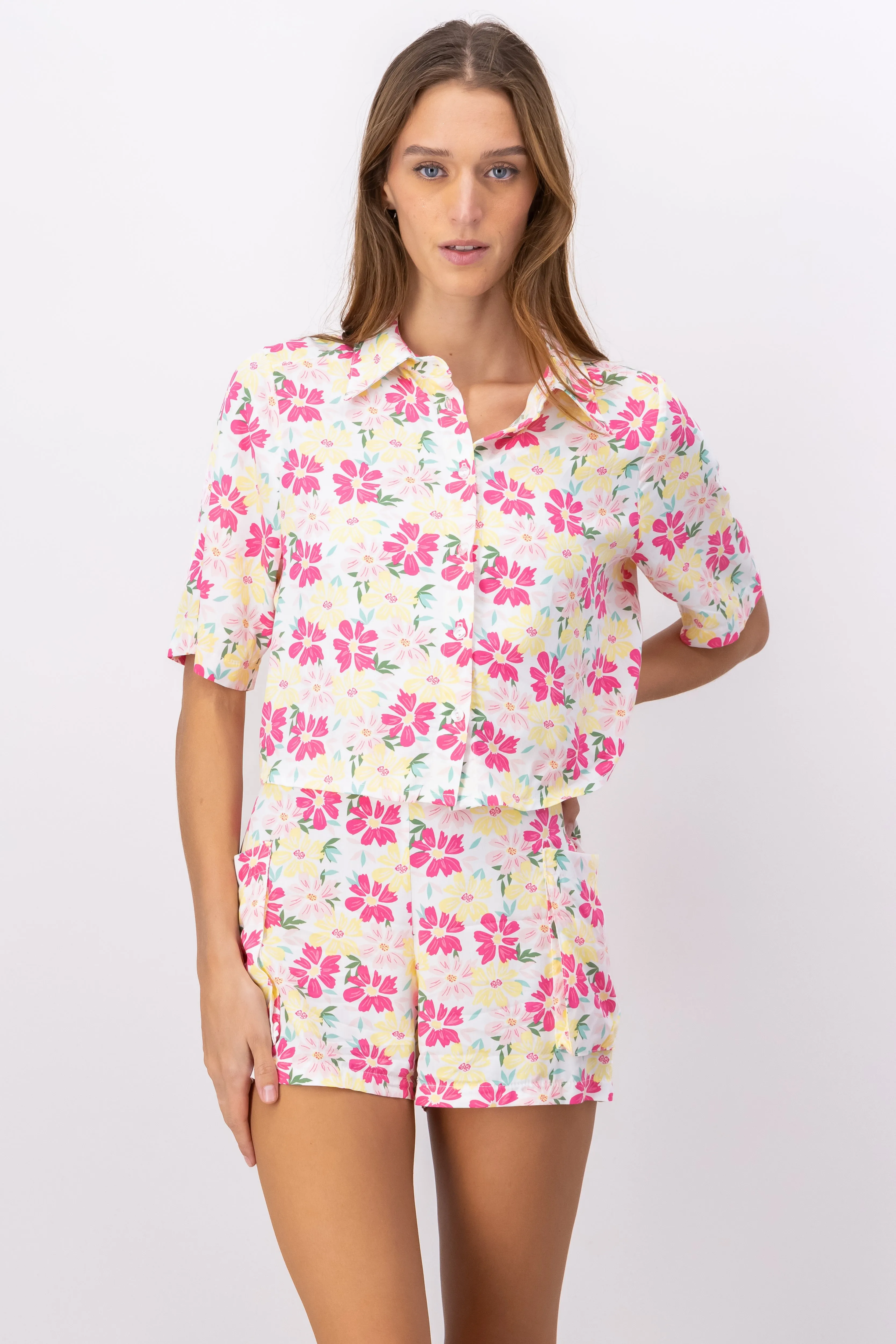 Camisa crop detalle estampado sold by Shasa product image thumbnail 2