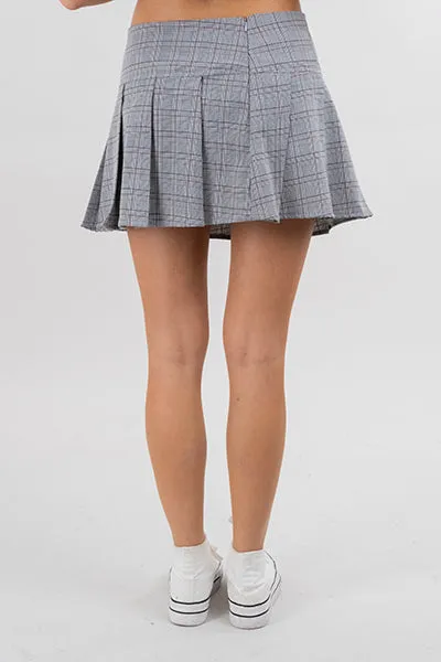 Falda mini tableada cuadros sold by Shasa product image thumbnail 4