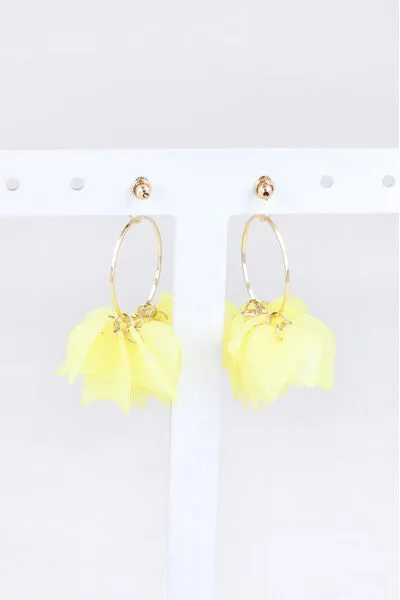 Aretes Largos Pétalos sold by Shasa product image thumbnail 3