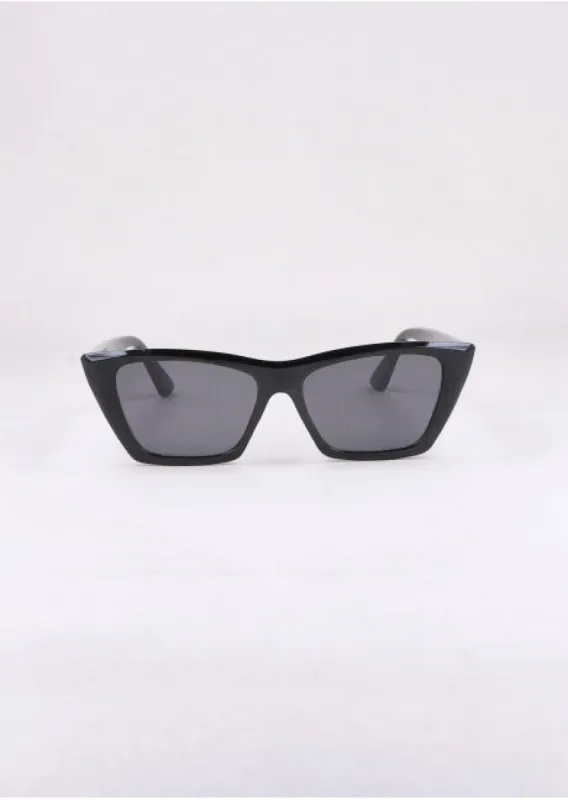 Lentes sol cat eye sold by Shasa