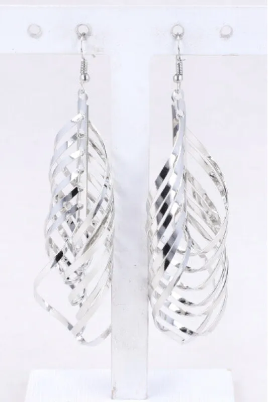 Aretes colgantes twist múltiple made by Shasa