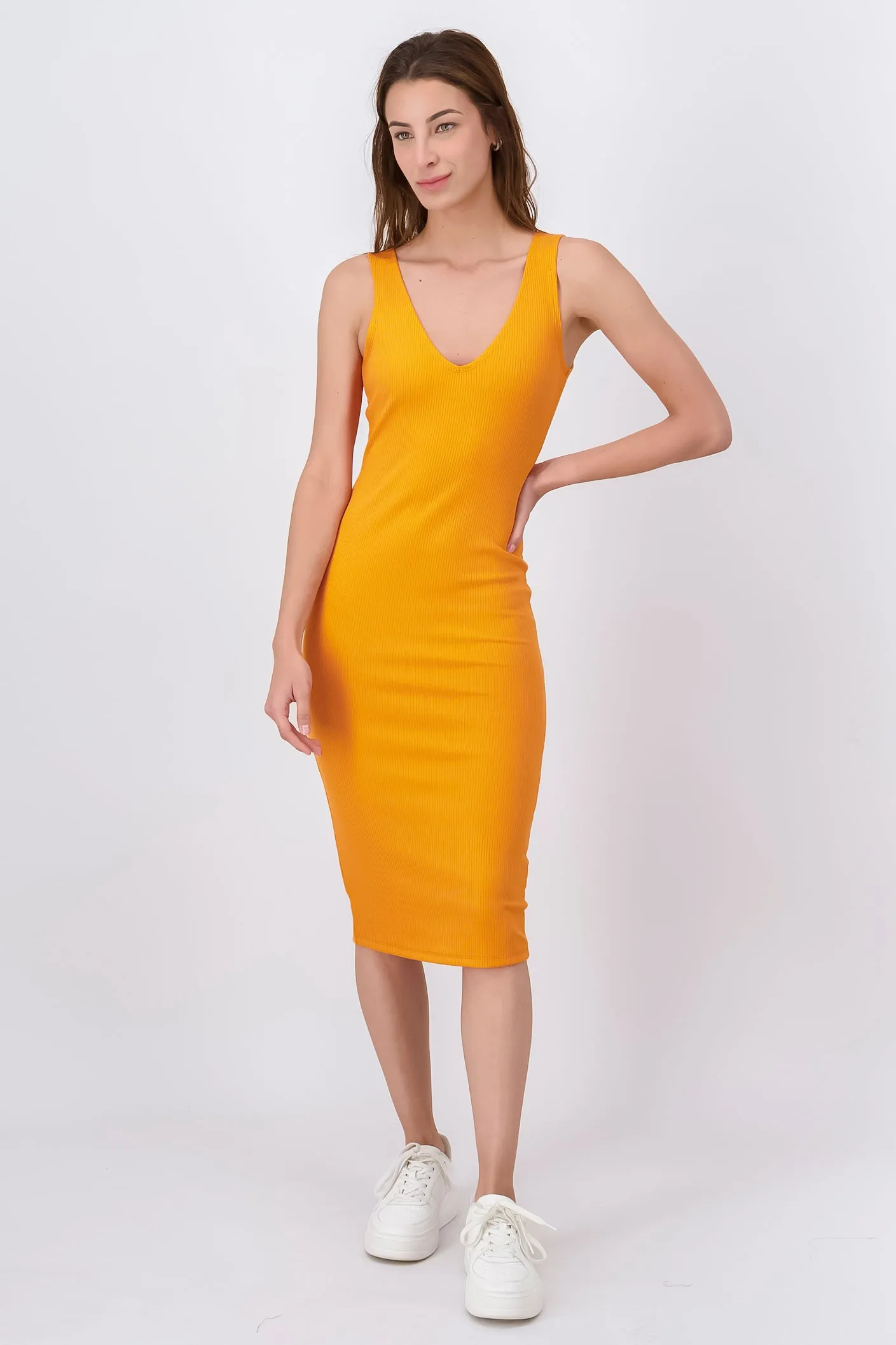 Vestido Midi Acanalado Liso sold by Shasa