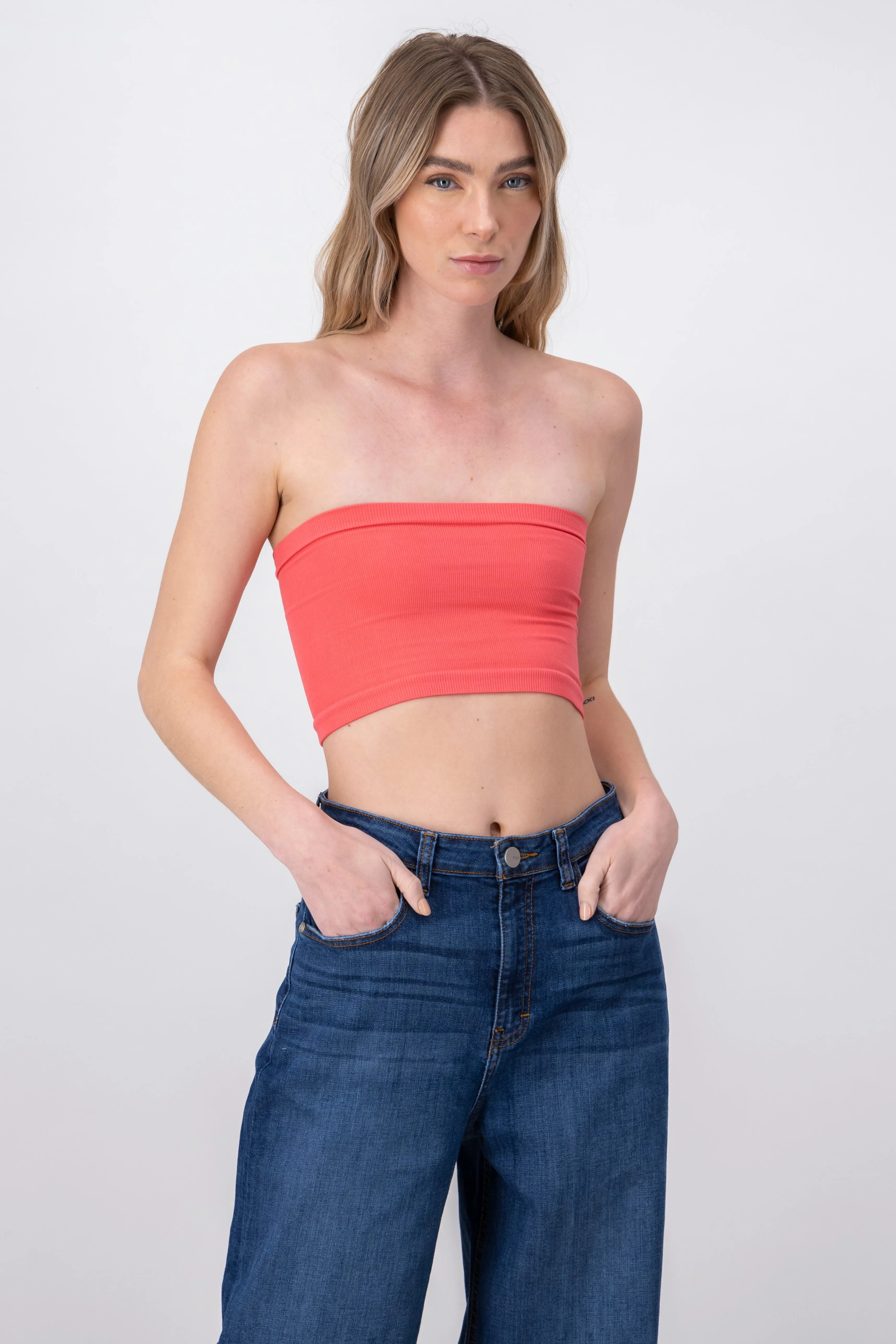 Top Tubo Strapless Rib sold by Shasa