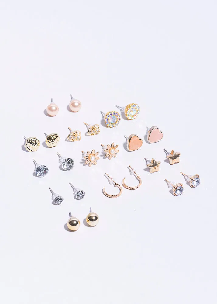 Set 12 Piezas Aretes Concha Mix sold by Shasa