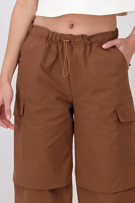 Pantalón parachute bolsillos cargo sold by Shasa product image thumbnail 5