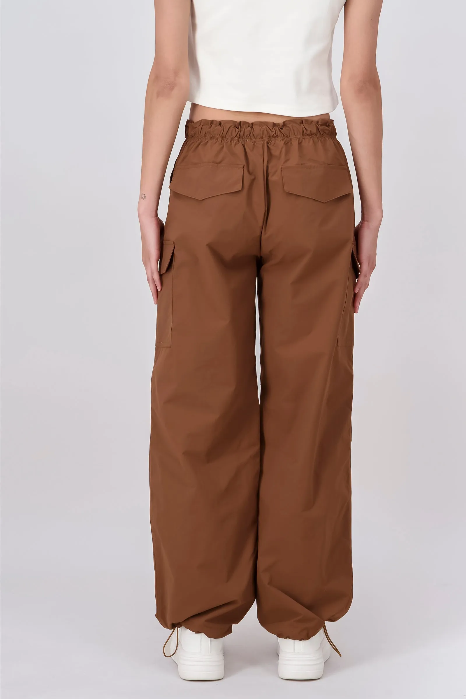 Pantalón parachute bolsillos cargo sold by Shasa product image thumbnail 4