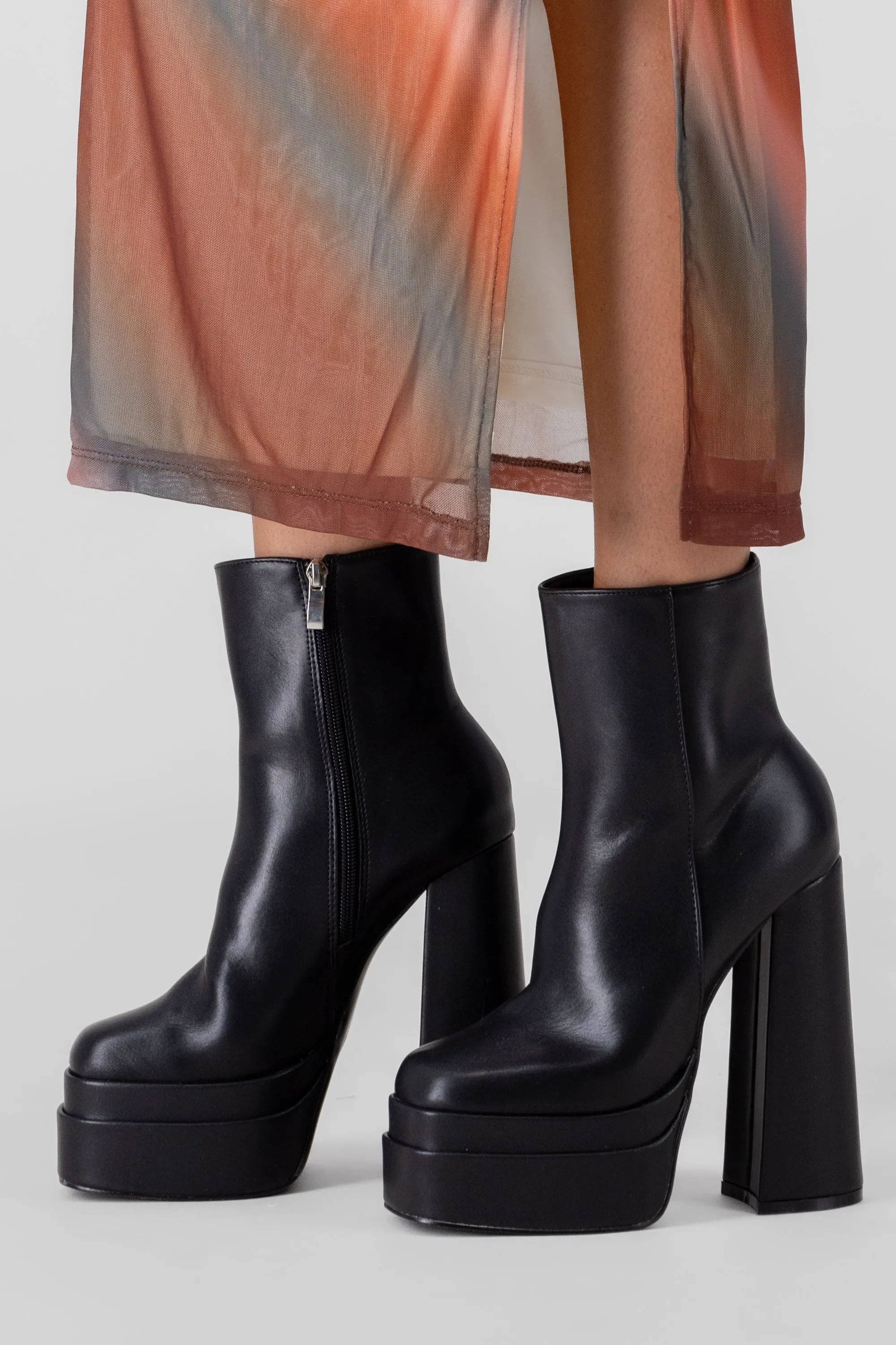 Botín efecto piel doble plataforma sold by Shasa product image thumbnail 2