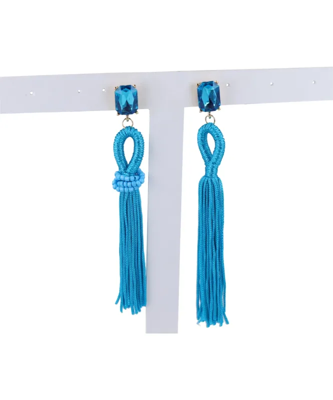 Aretes largos tejidos sold by Shasa