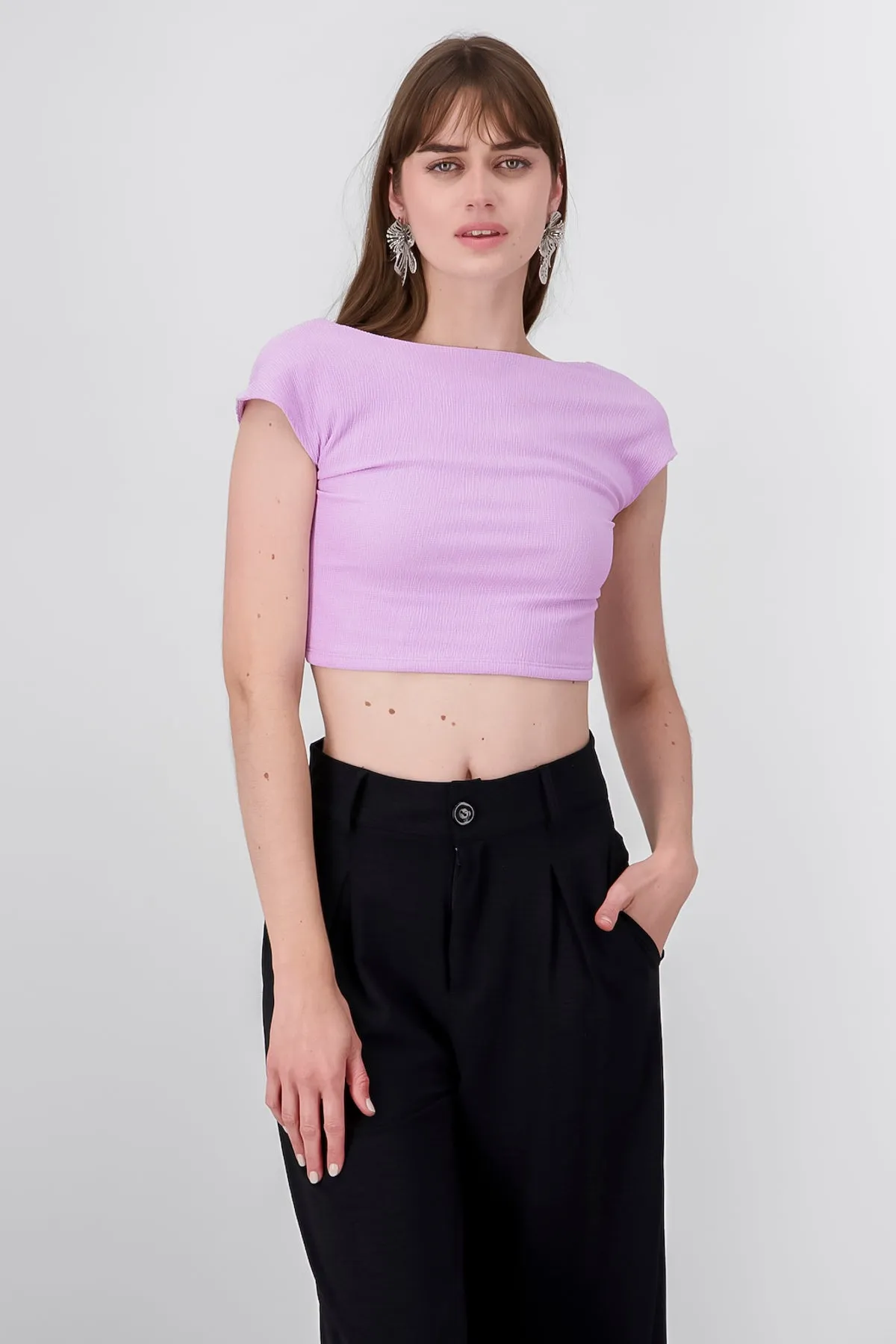 Crop top manga corta sold by Shasa product image thumbnail 2