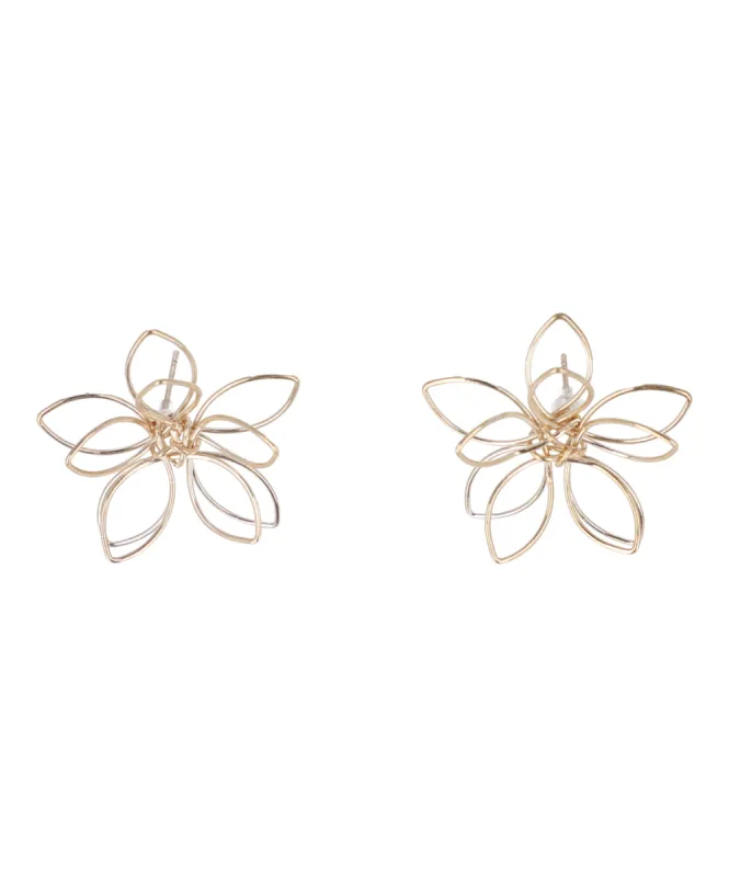 Aretes flor metal sold by Shasa