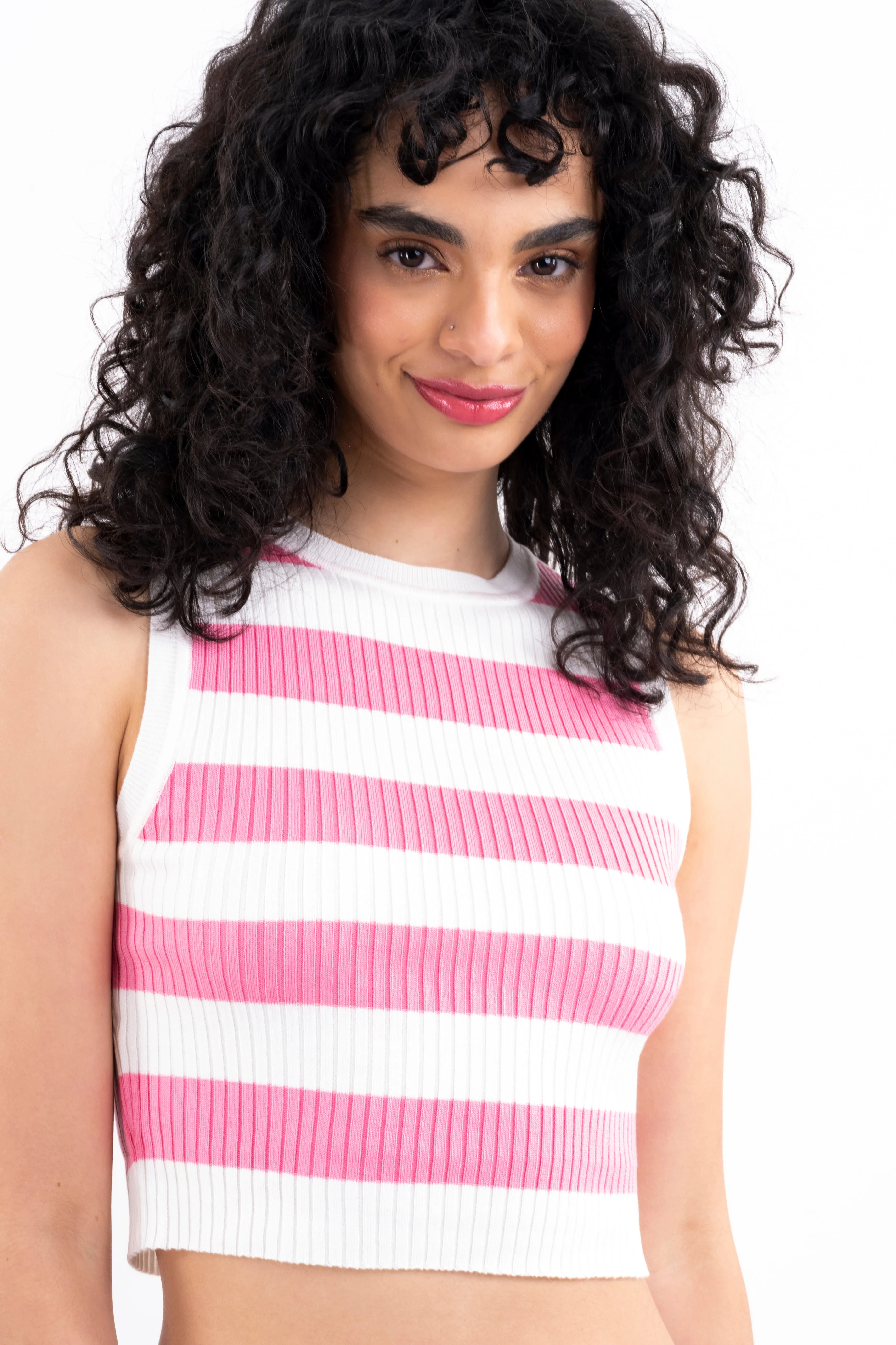 Top tank acanalado líneas sold by Shasa