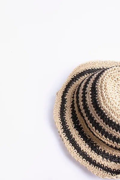 Gorro pescador tejido líneas sold by Shasa product image thumbnail 3