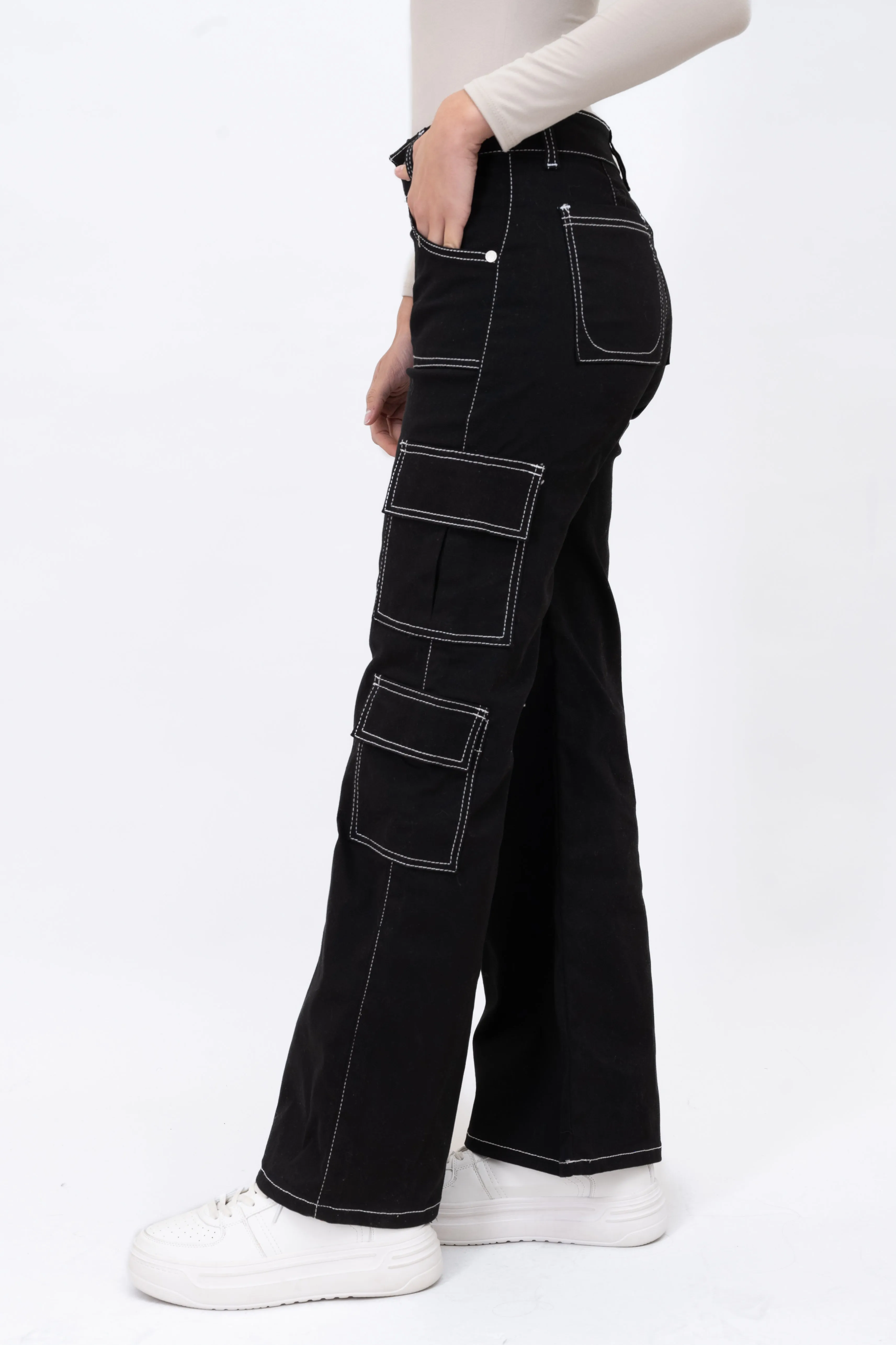 Jeans cargo pierna recta sold by Shasa product image thumbnail 3