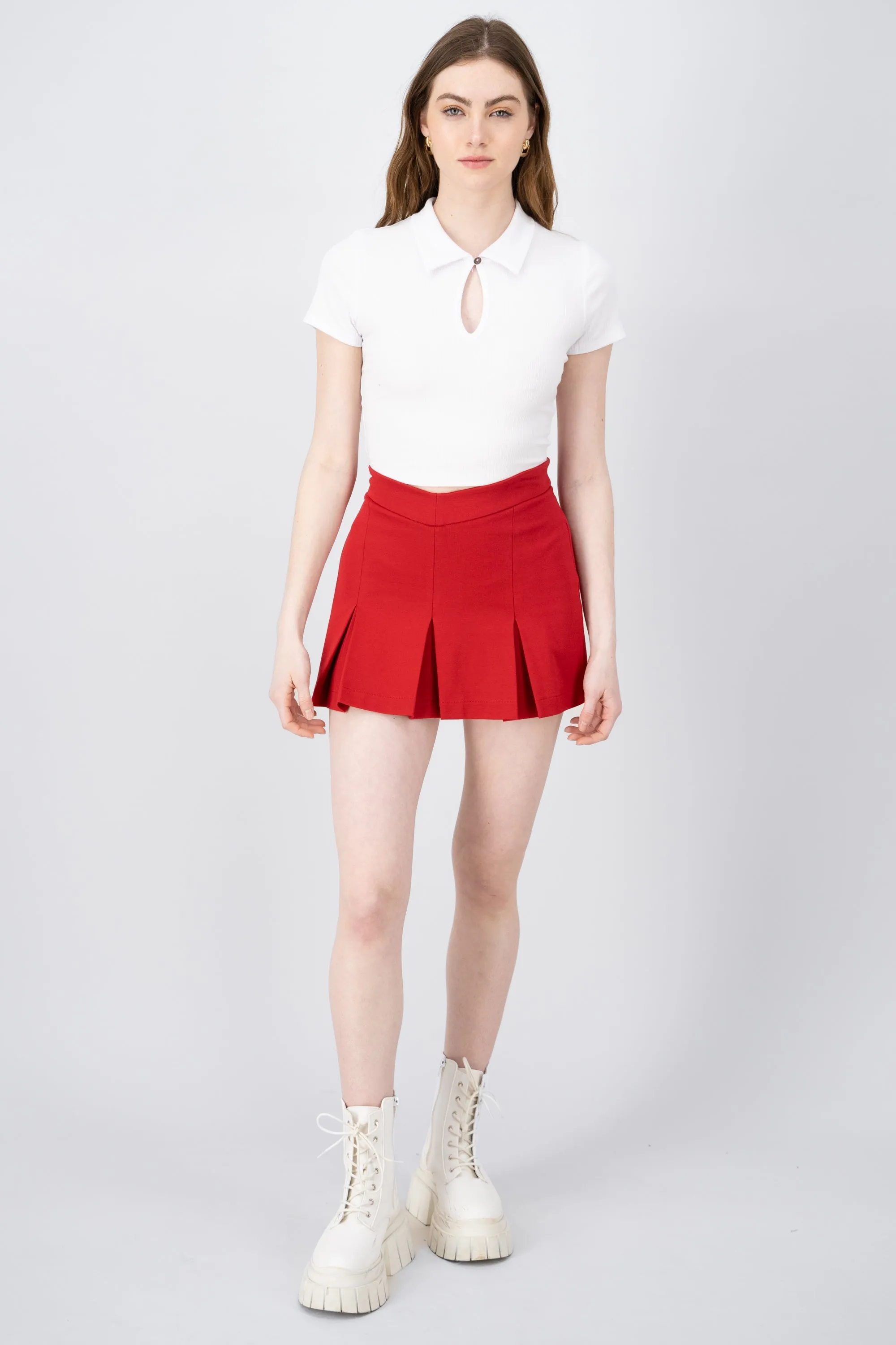 Falda tableada lisa sold by Shasa