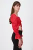 Blusa crop flores manga larga sold by Shasa