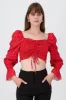 Blusa crop flores manga larga sold by Shasa