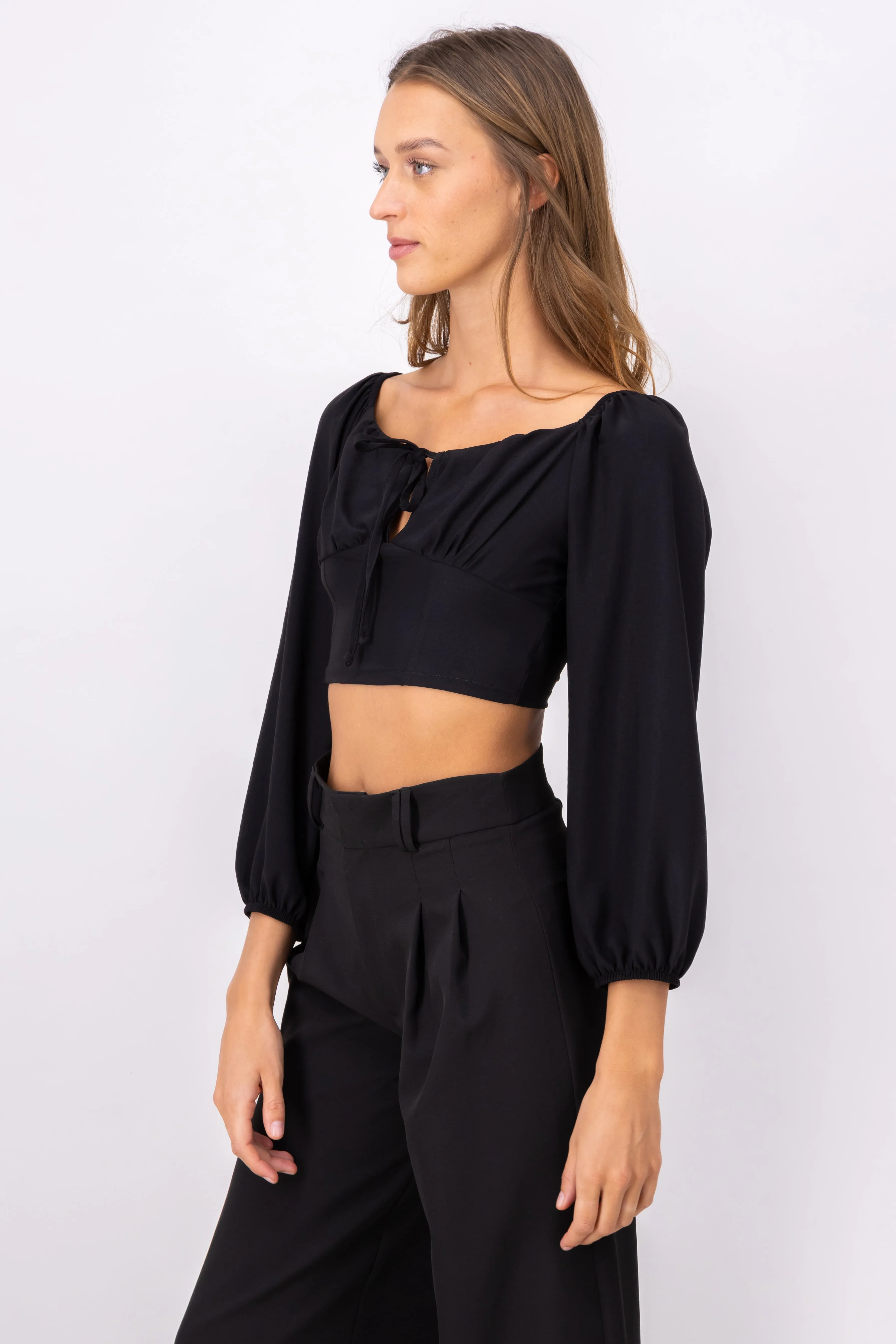 Blusa crop manga abullonada moño sold by Shasa product image thumbnail 3