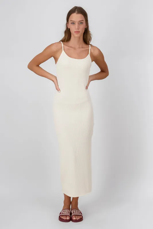 Vestido maxi con textura sold by Shasa