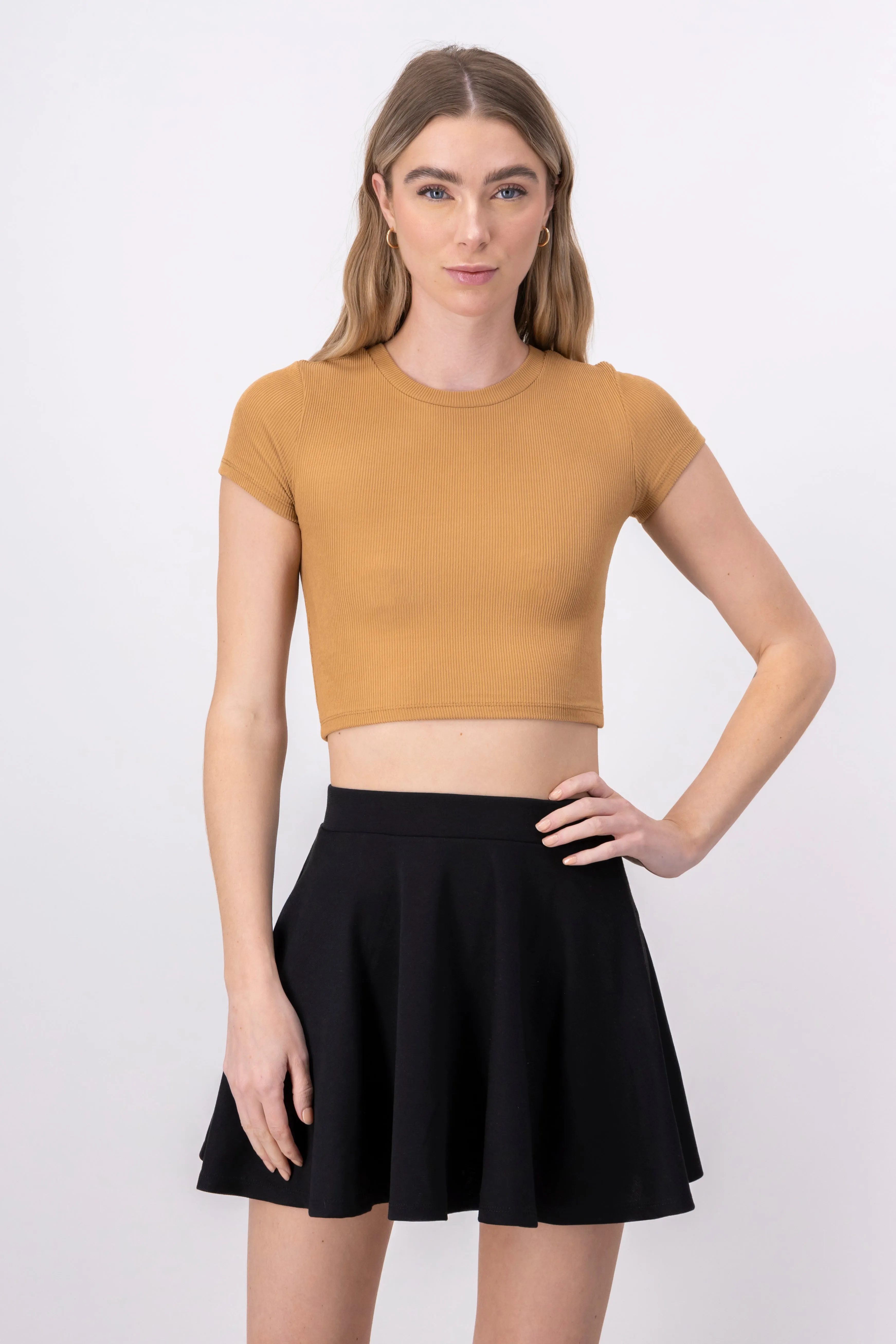 Top crop acanalado manga corta sold by Shasa product image thumbnail 2