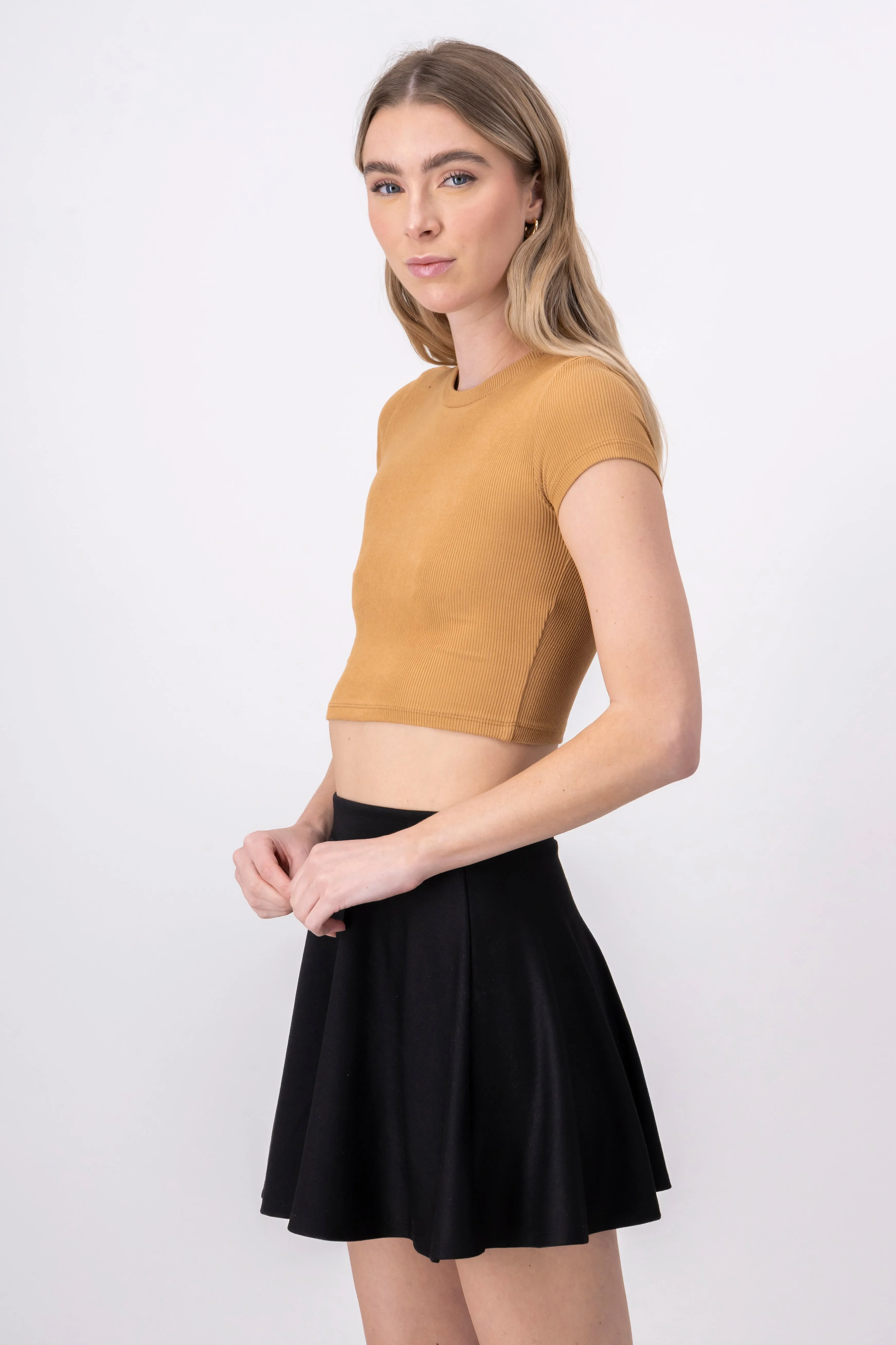 Top crop acanalado manga corta sold by Shasa product image thumbnail 3