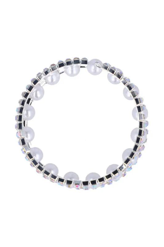 Brazalete cuff brillos perlas sold by Shasa