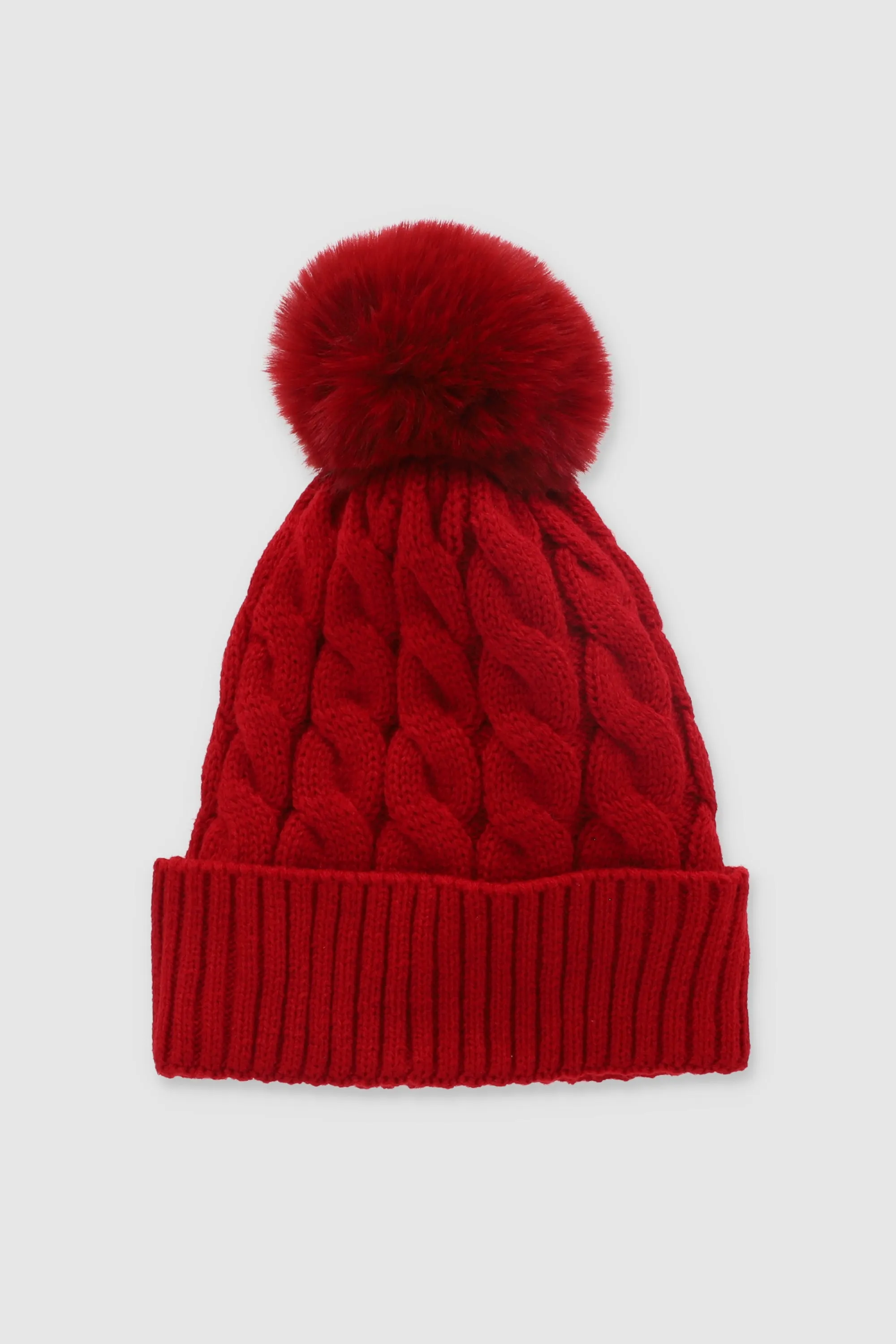 Gorro tejido tenzado sold by Shasa