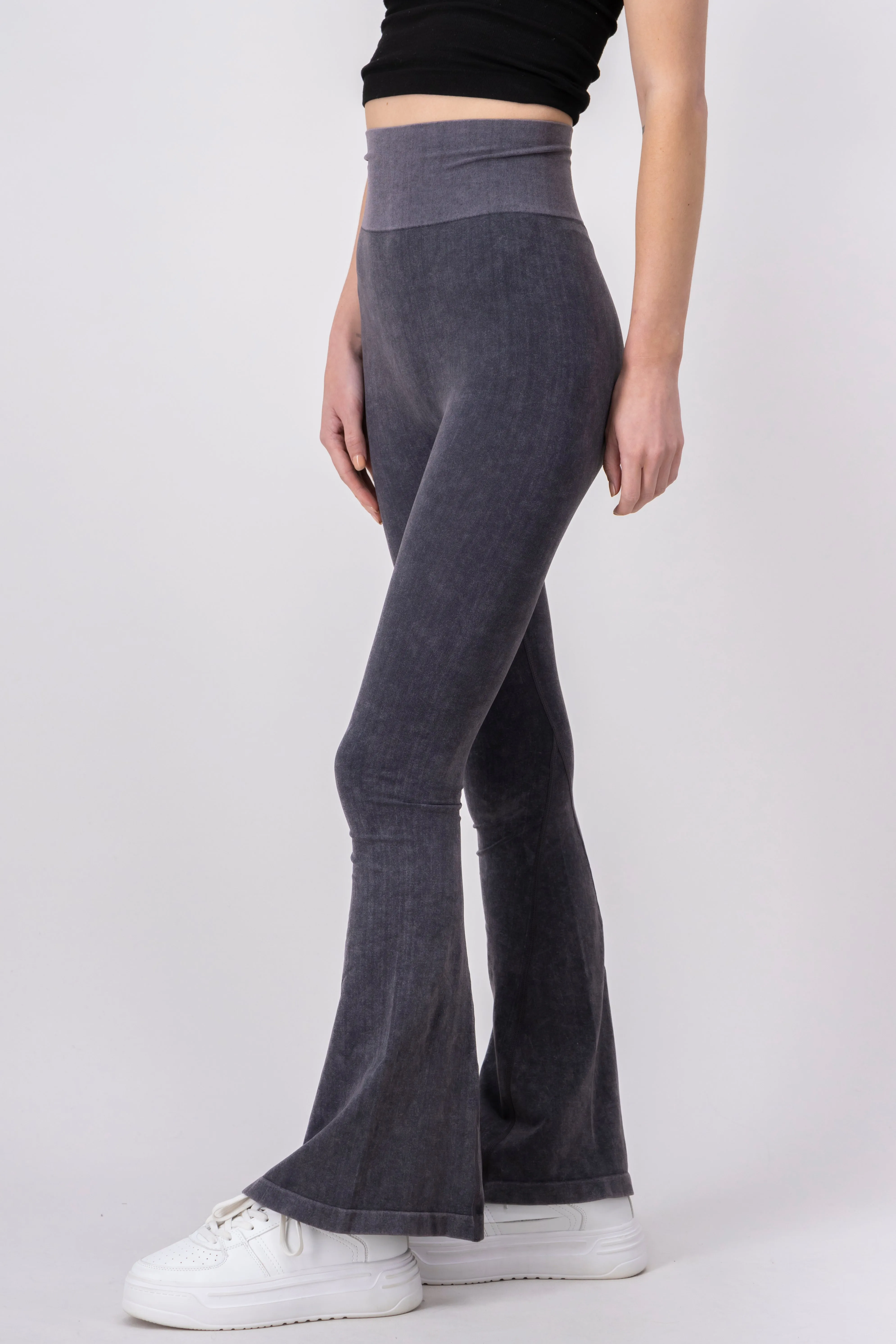 Leggings flared deslavado sold by Shasa product image thumbnail 3