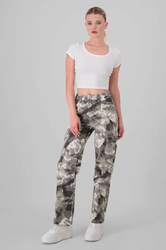 Jeans straight camuflaje sold by Shasa