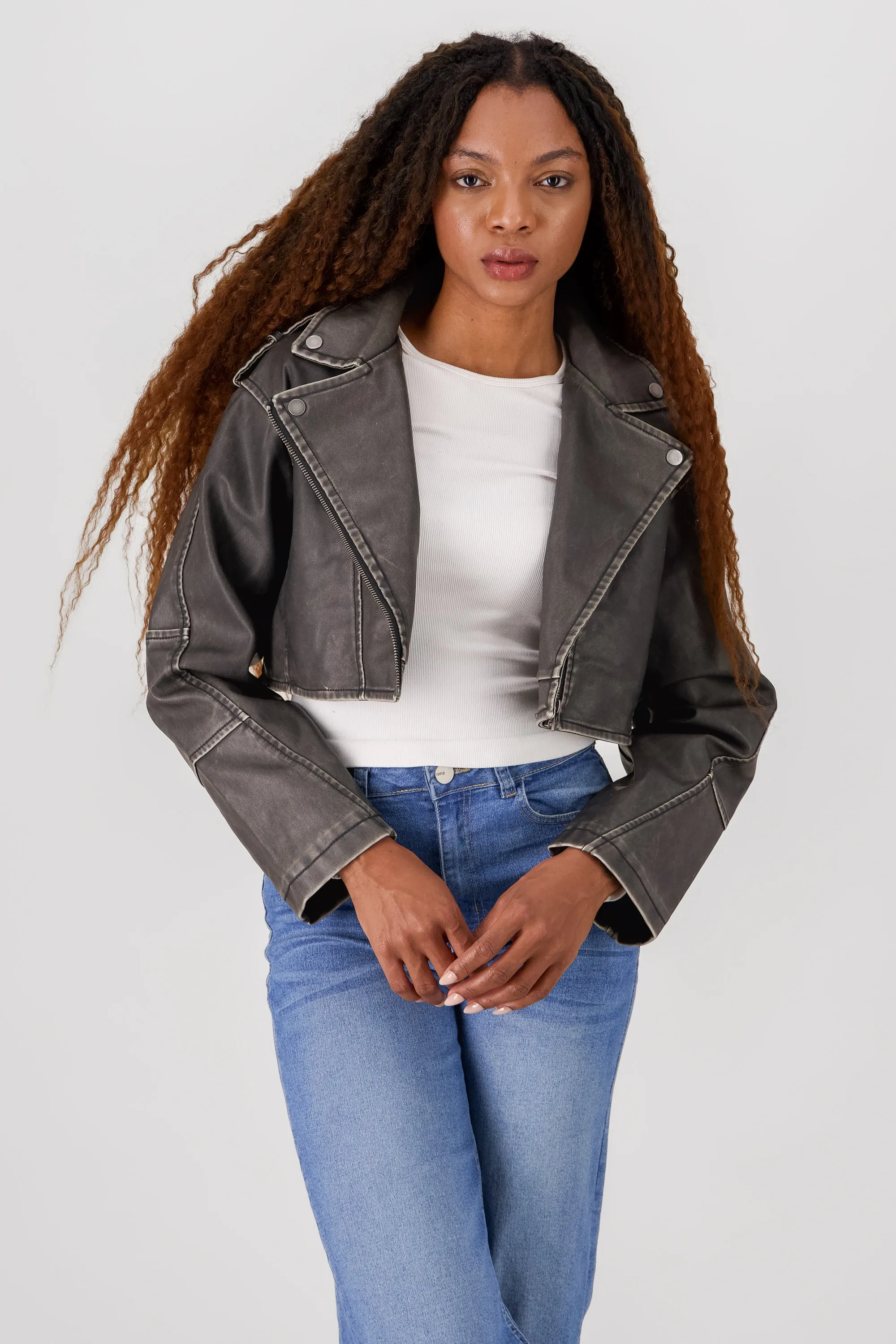 Chamarra biker crop desgaste sold by Shasa